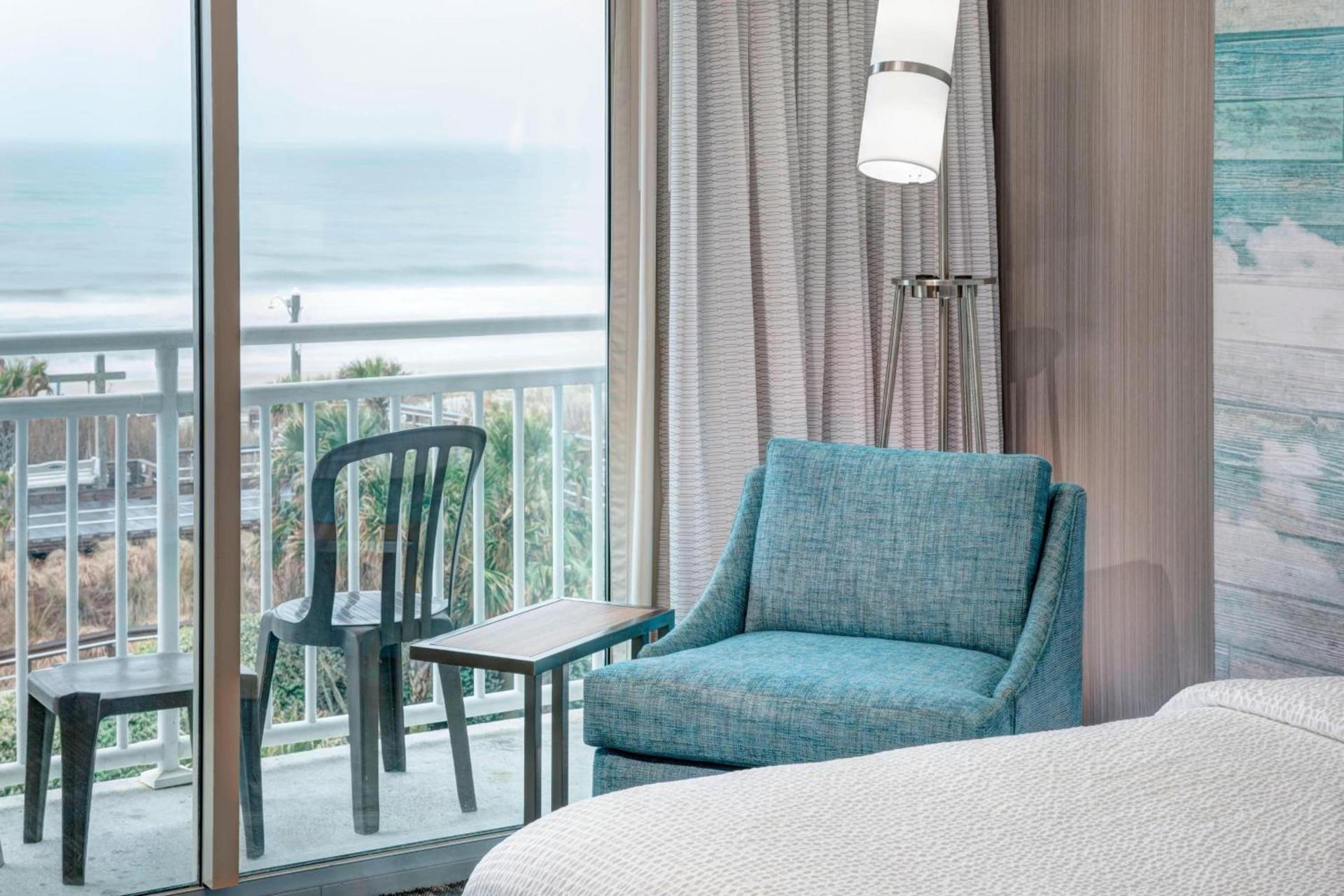 Courtyard by Marriott Carolina Beach Oceanfront photo 11