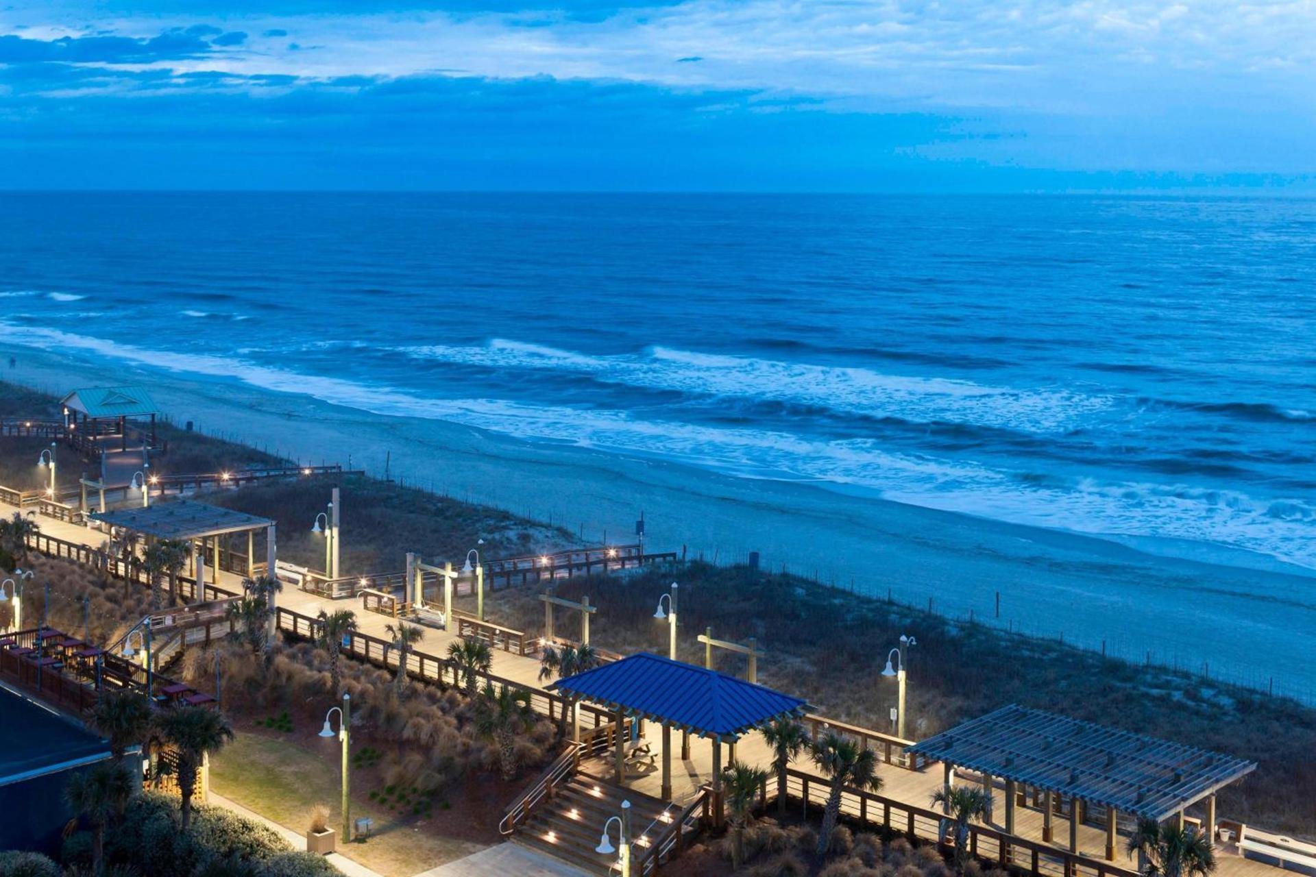 Courtyard by Marriott Carolina Beach Oceanfront photo 19