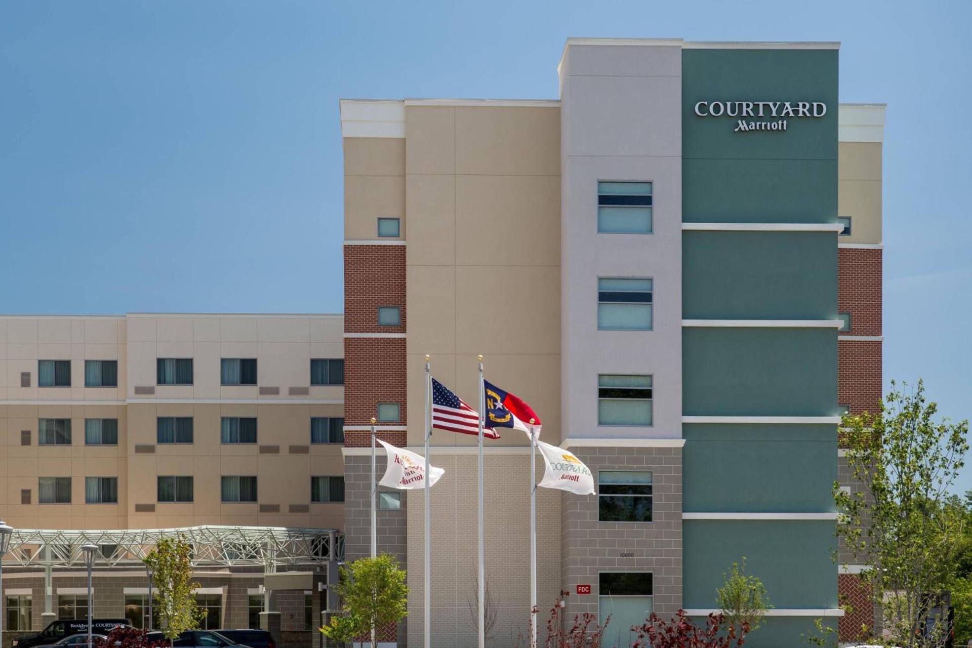 Courtyard by Marriott Raleigh-Durham Airport/Brier Creek photo 2