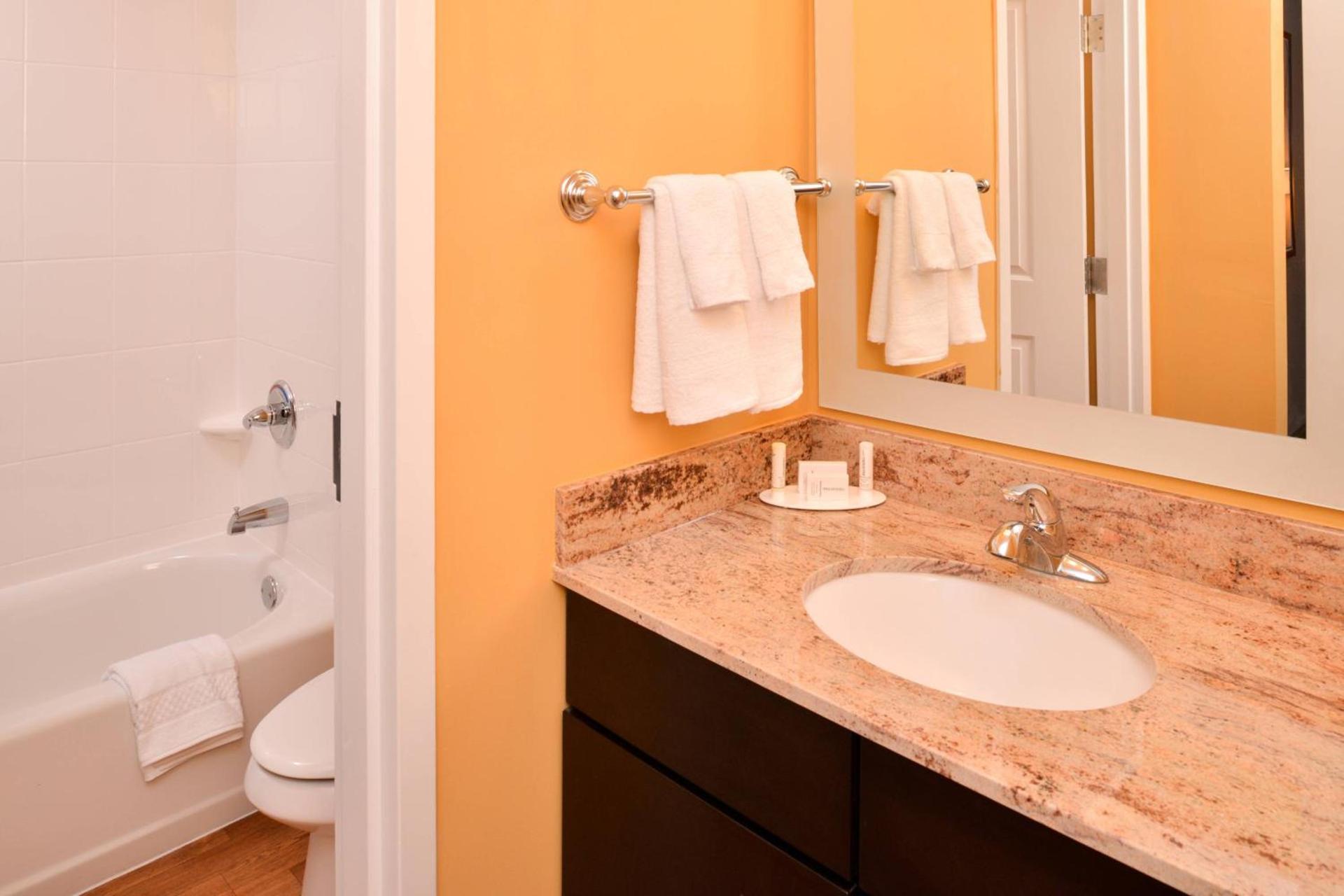 TownePlace Suites by Marriott Huntsville West/Redstone Gateway photo 10