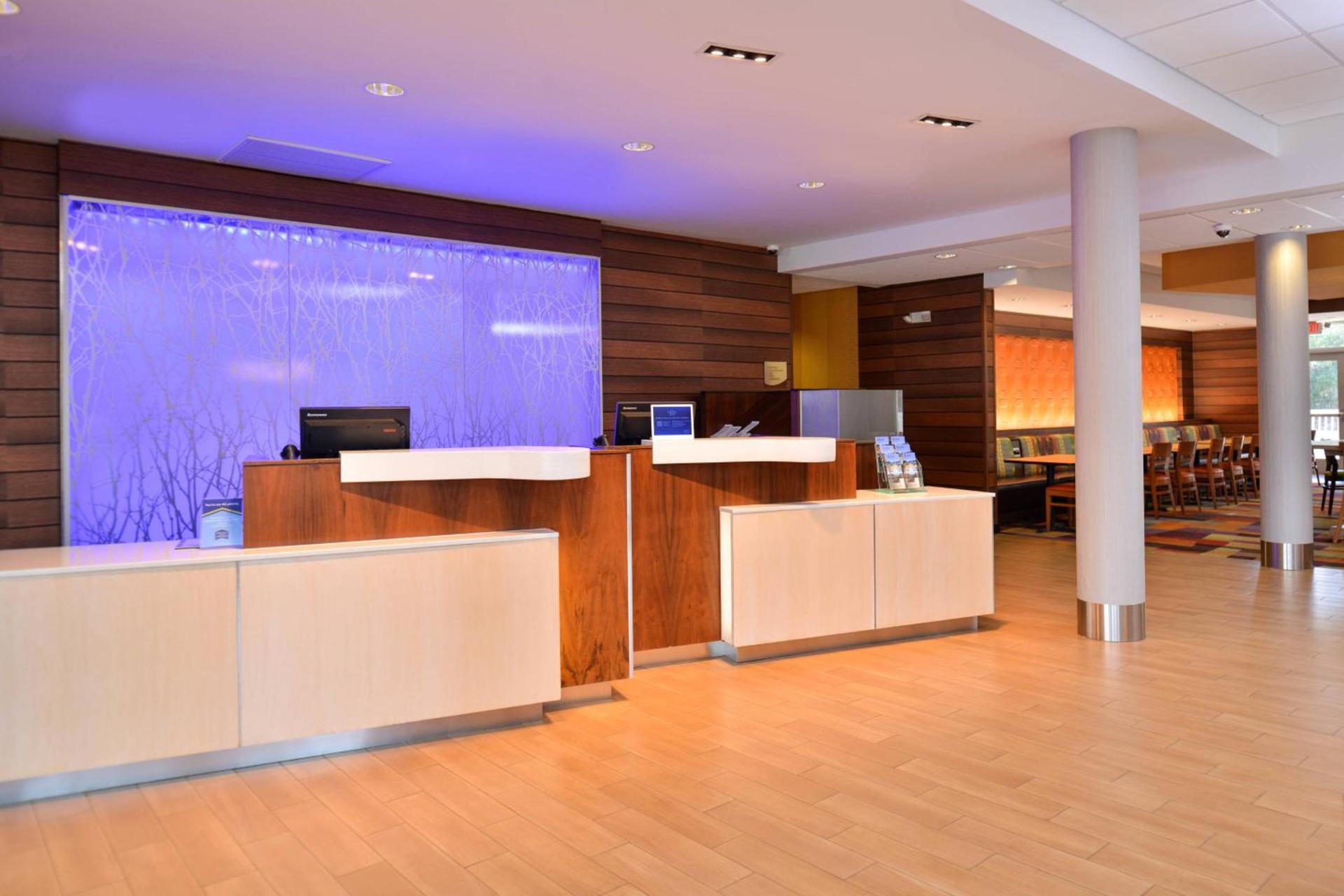 Fairfield Inn and Suites by Marriott Calhoun photo 3