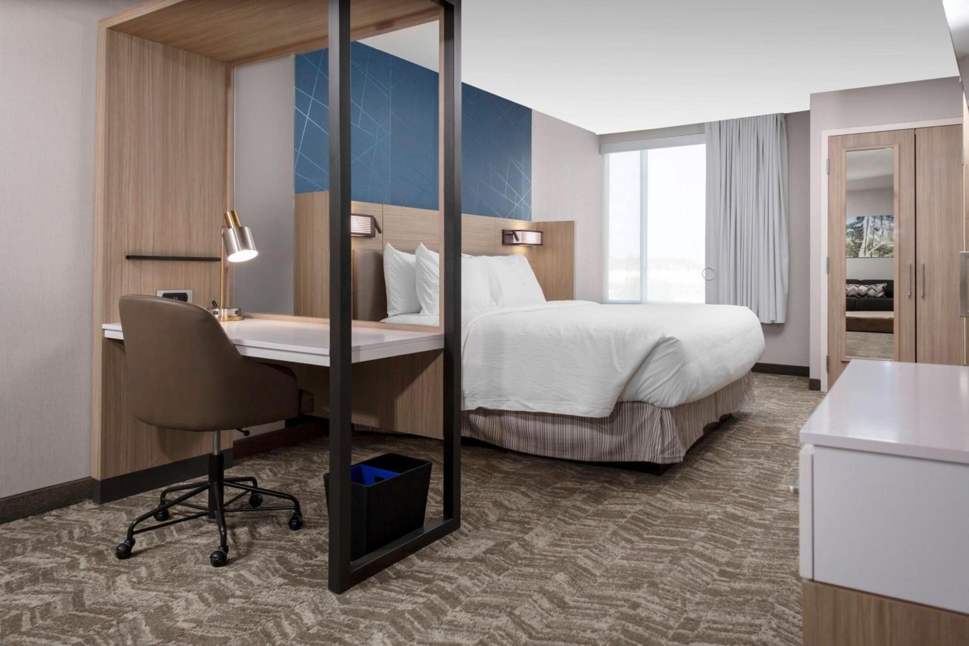 SpringHill Suites Kansas City Airport photo 10