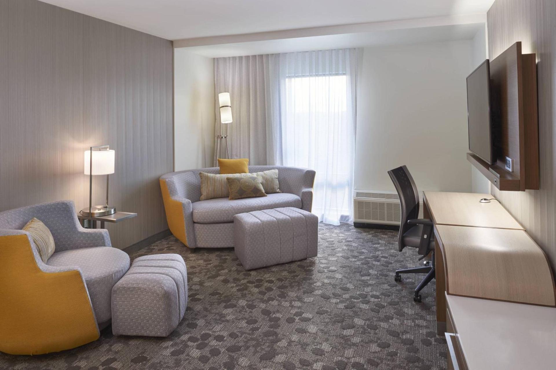 Courtyard by Marriott Jackson photo 18