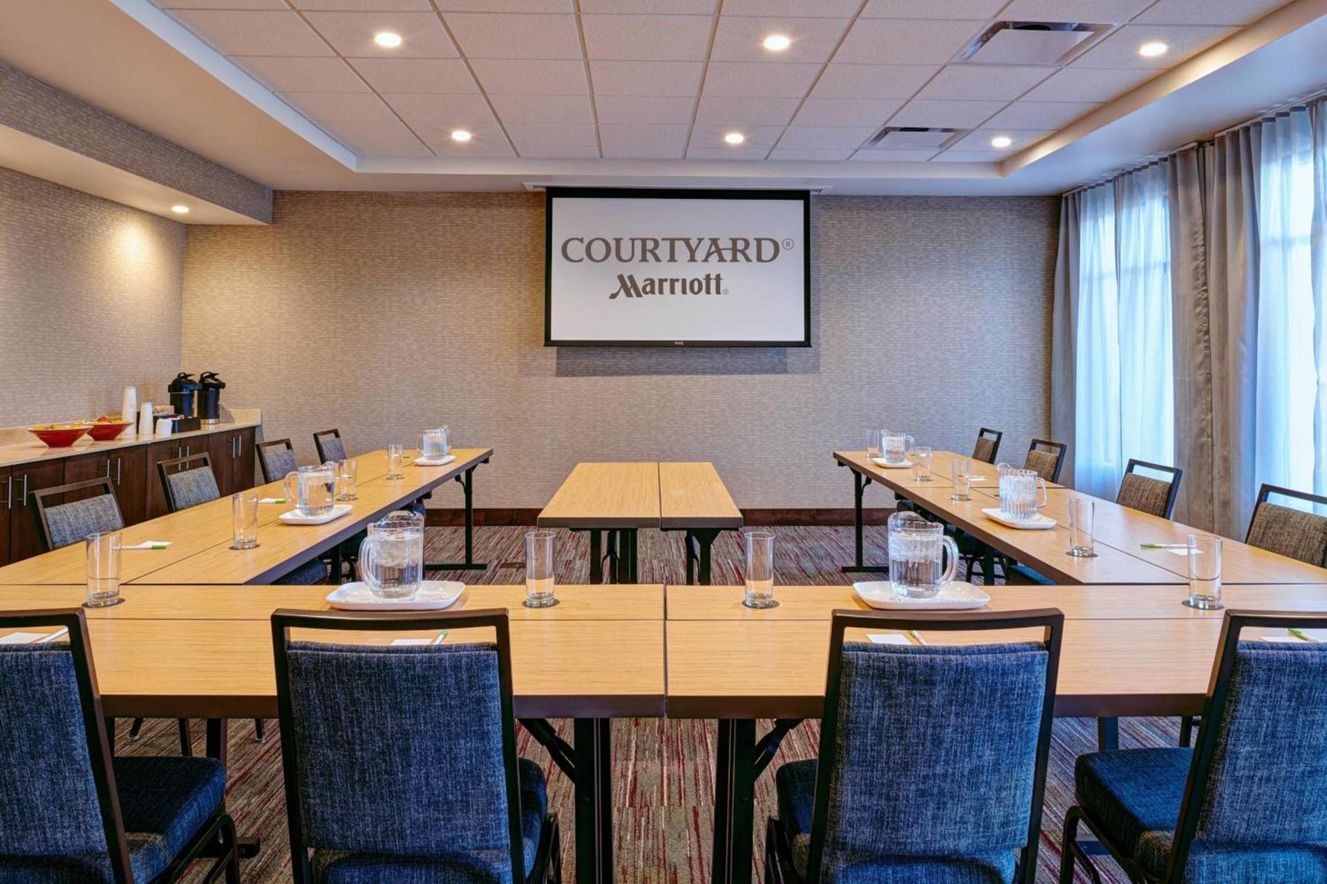 Courtyard by Marriott Jackson photo 34