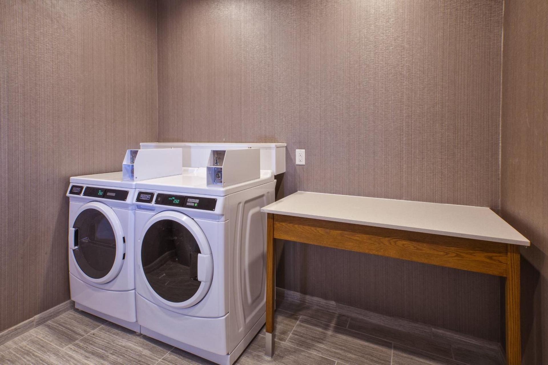 SpringHill Suites by Marriott St. Joseph Benton Harbor photo 17