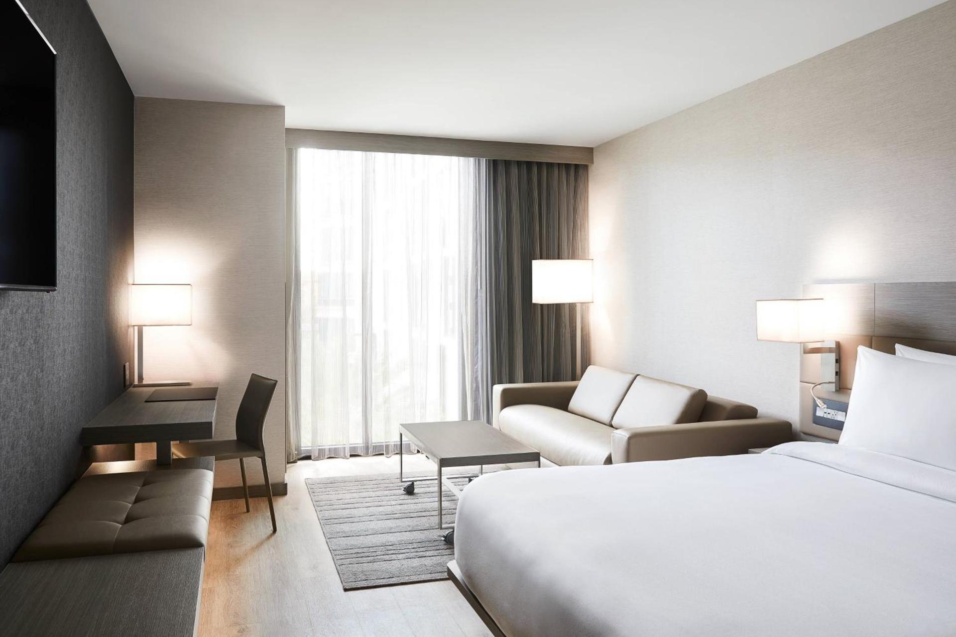 AC Hotel by Marriott Tampa Airport photo 10