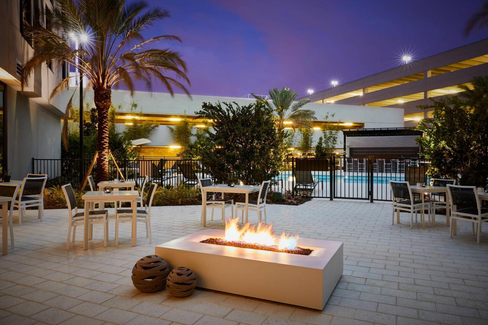 AC Hotel by Marriott Tampa Airport photo 25