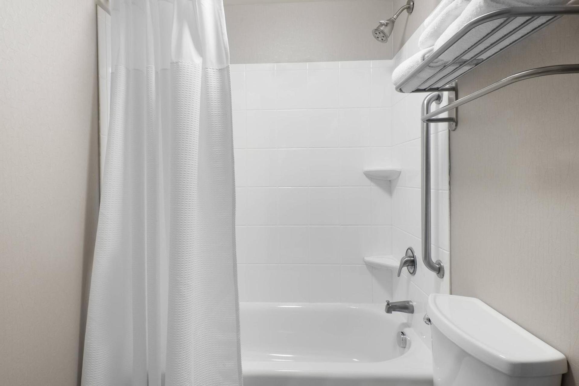 SpringHill Suites by Marriott Wheeling Triadelphia Area photo 11