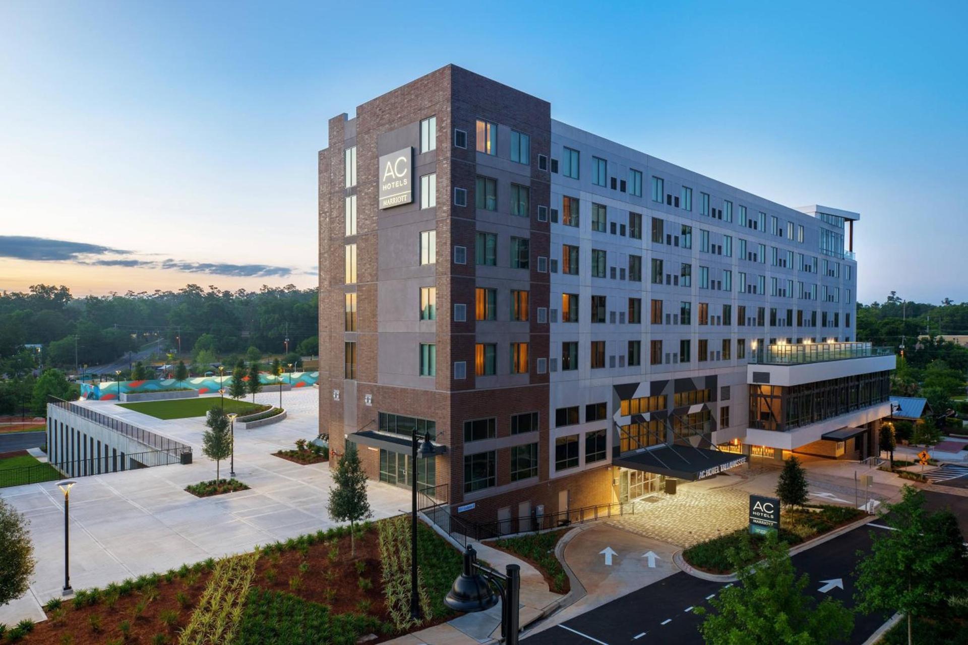 AC Hotel by Marriott Tallahassee Universities at the Capitol photo 3