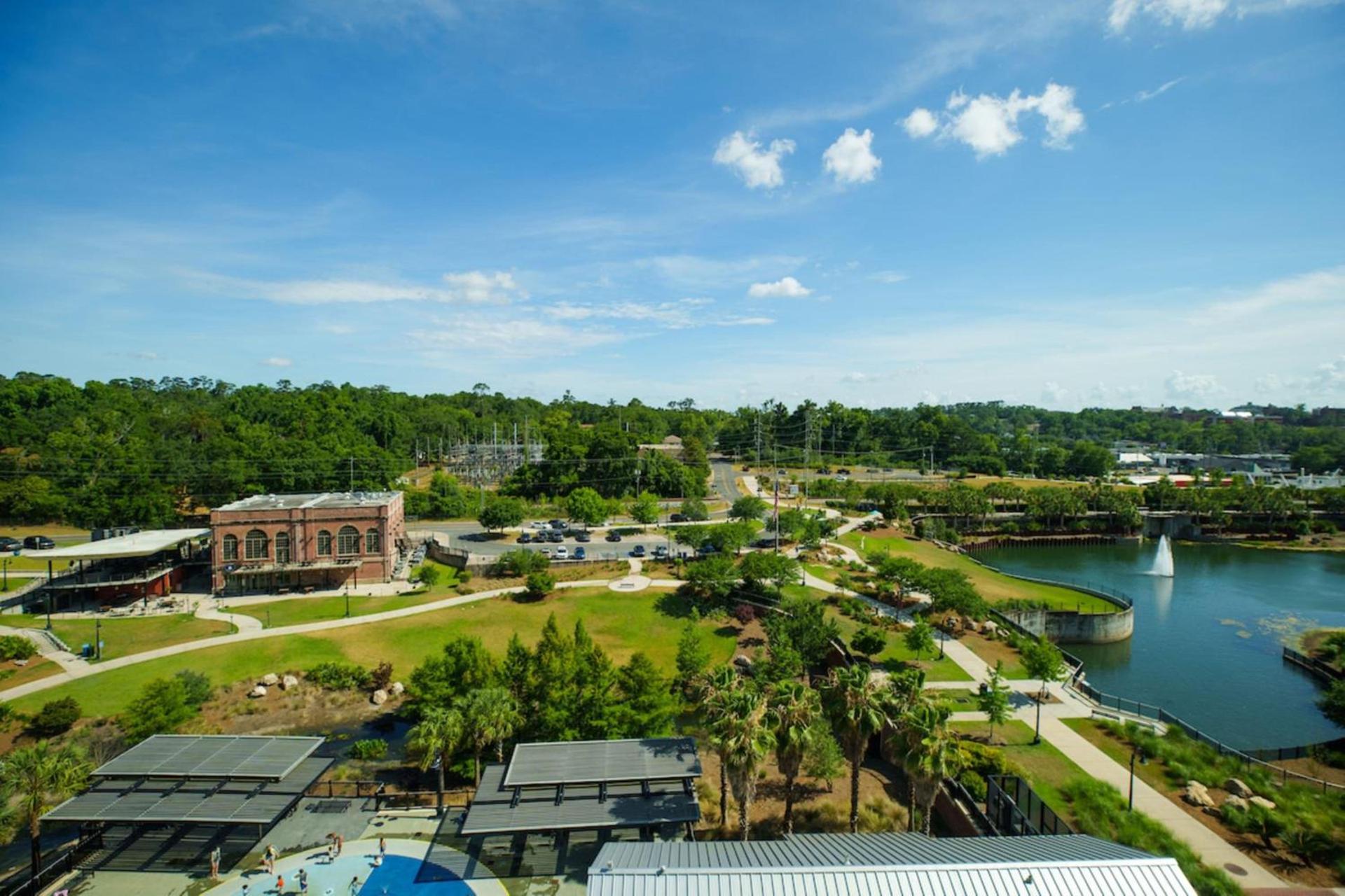 AC Hotel by Marriott Tallahassee Universities at the Capitol photo 10