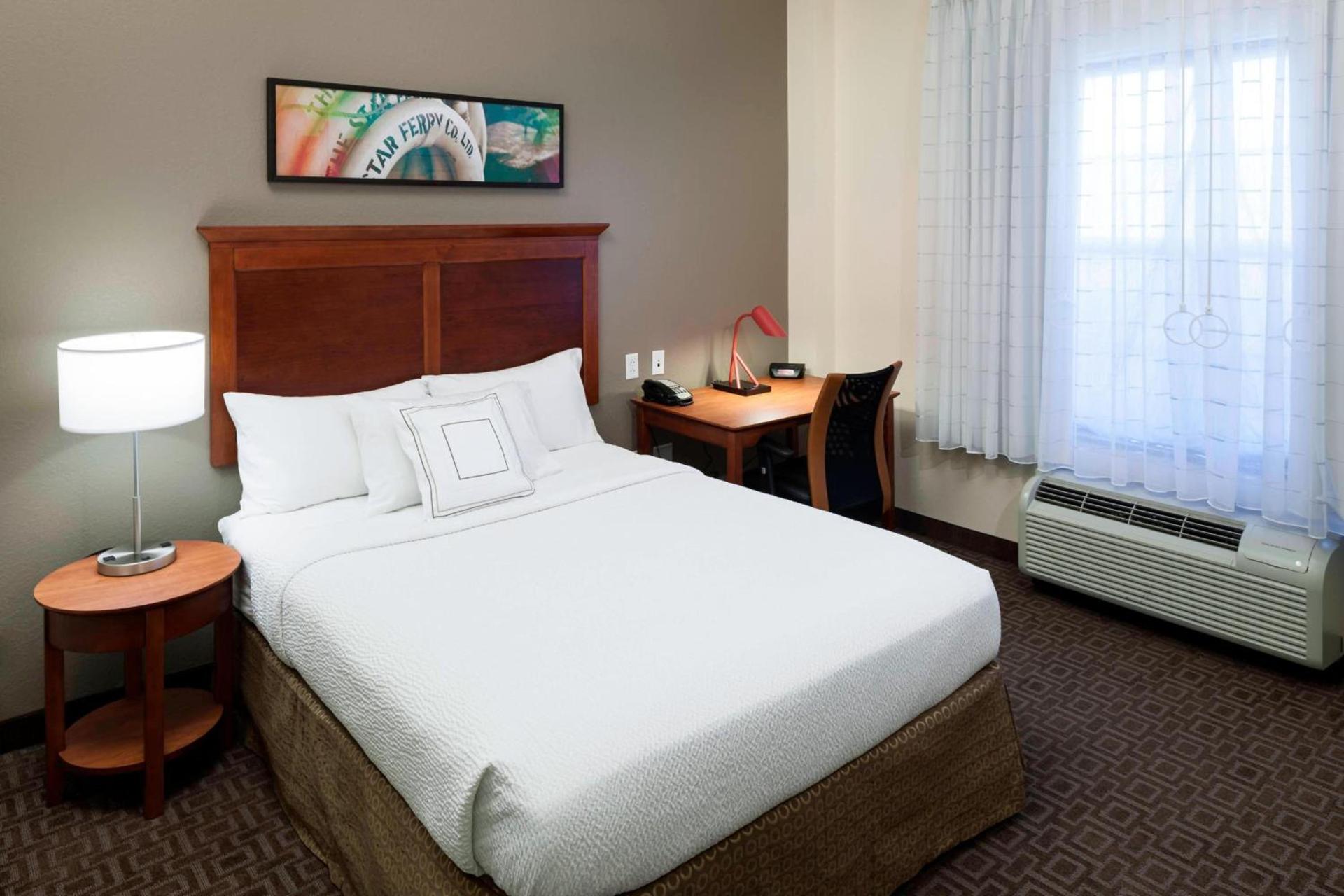 TownePlace Suites by Marriott Suffolk Chesapeake photo 13