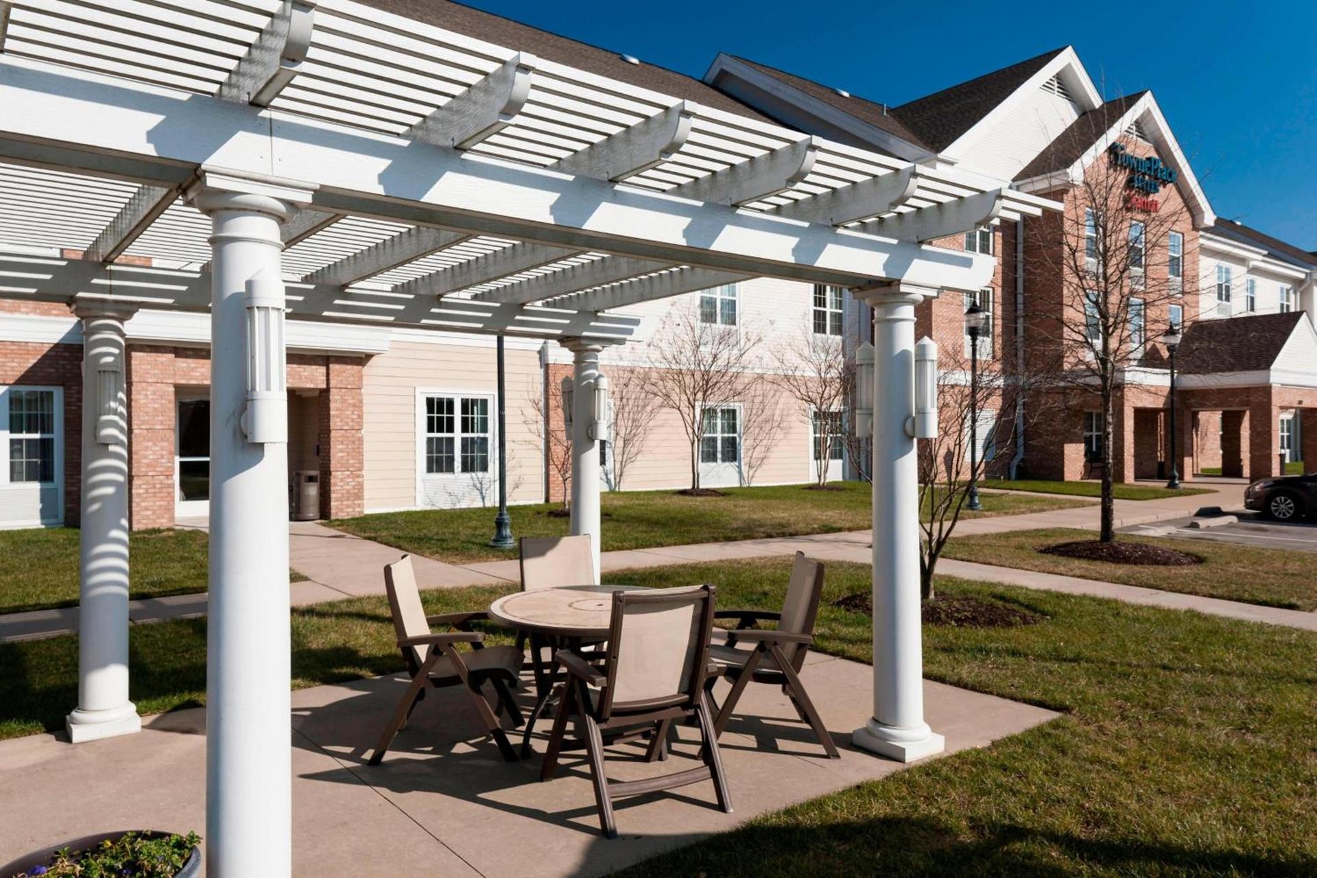 TownePlace Suites by Marriott Suffolk Chesapeake photo 4