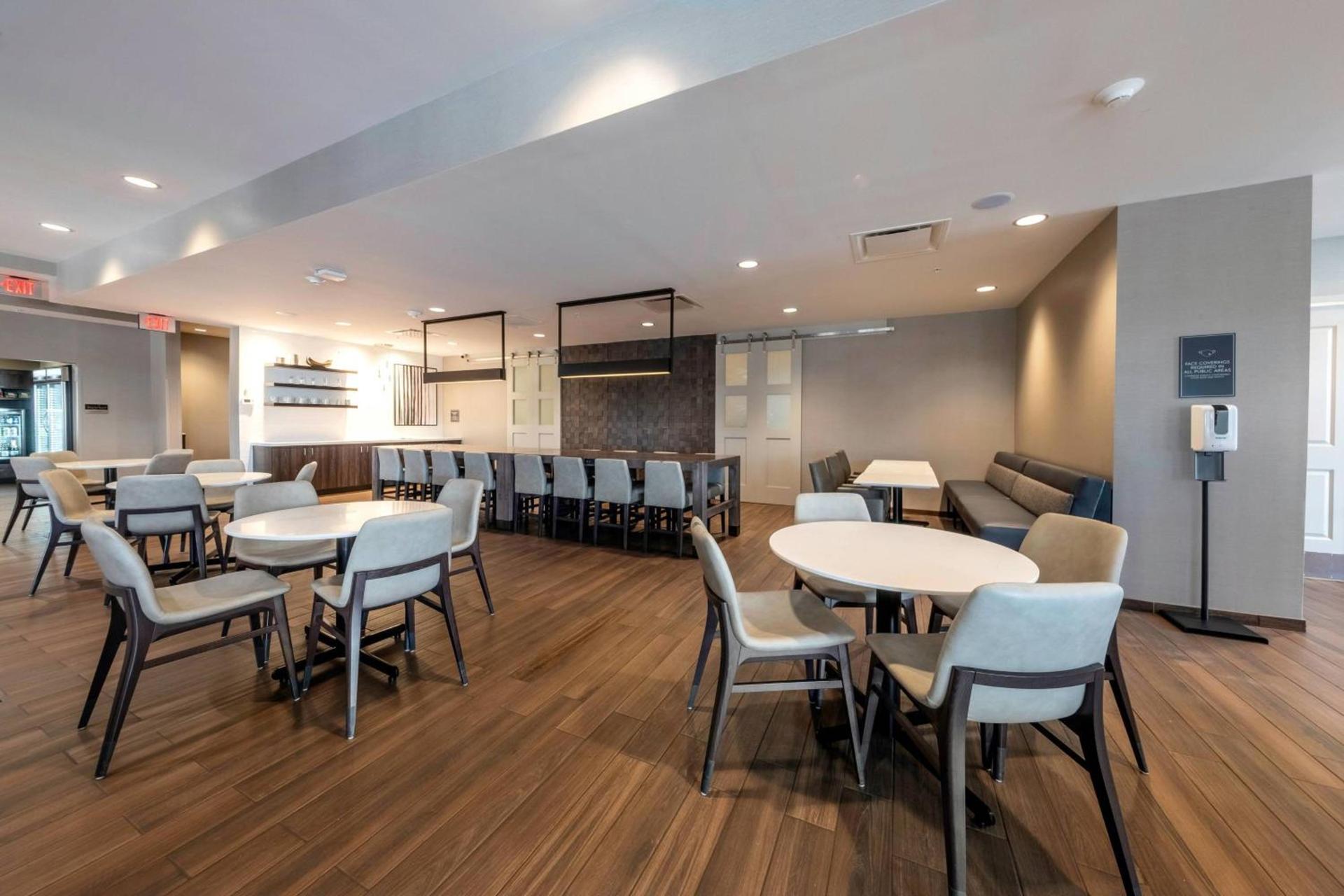 Residence Inn by Marriott Richmond at the Notch photo 8