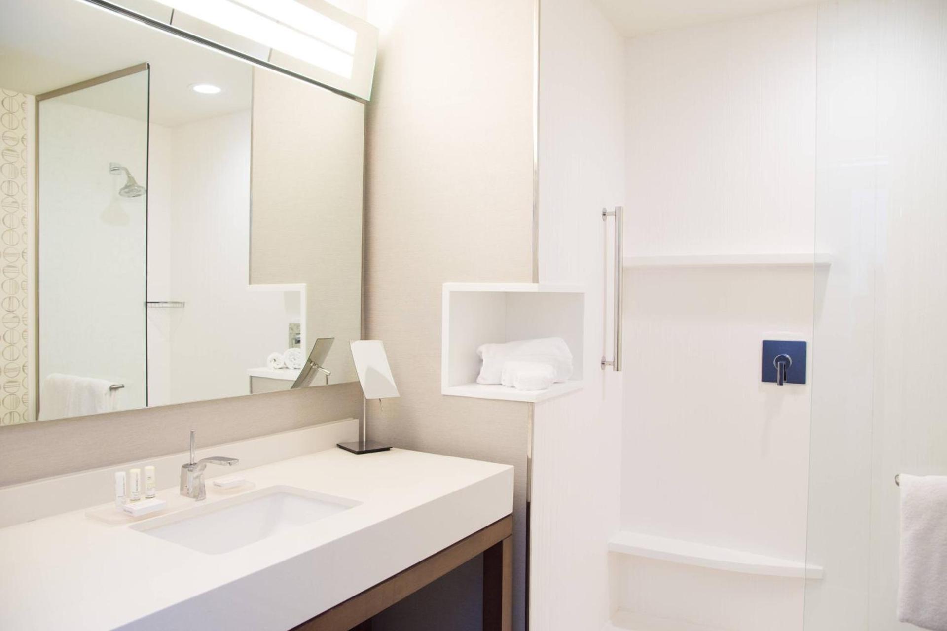 Courtyard by Marriott Oxford photo 7
