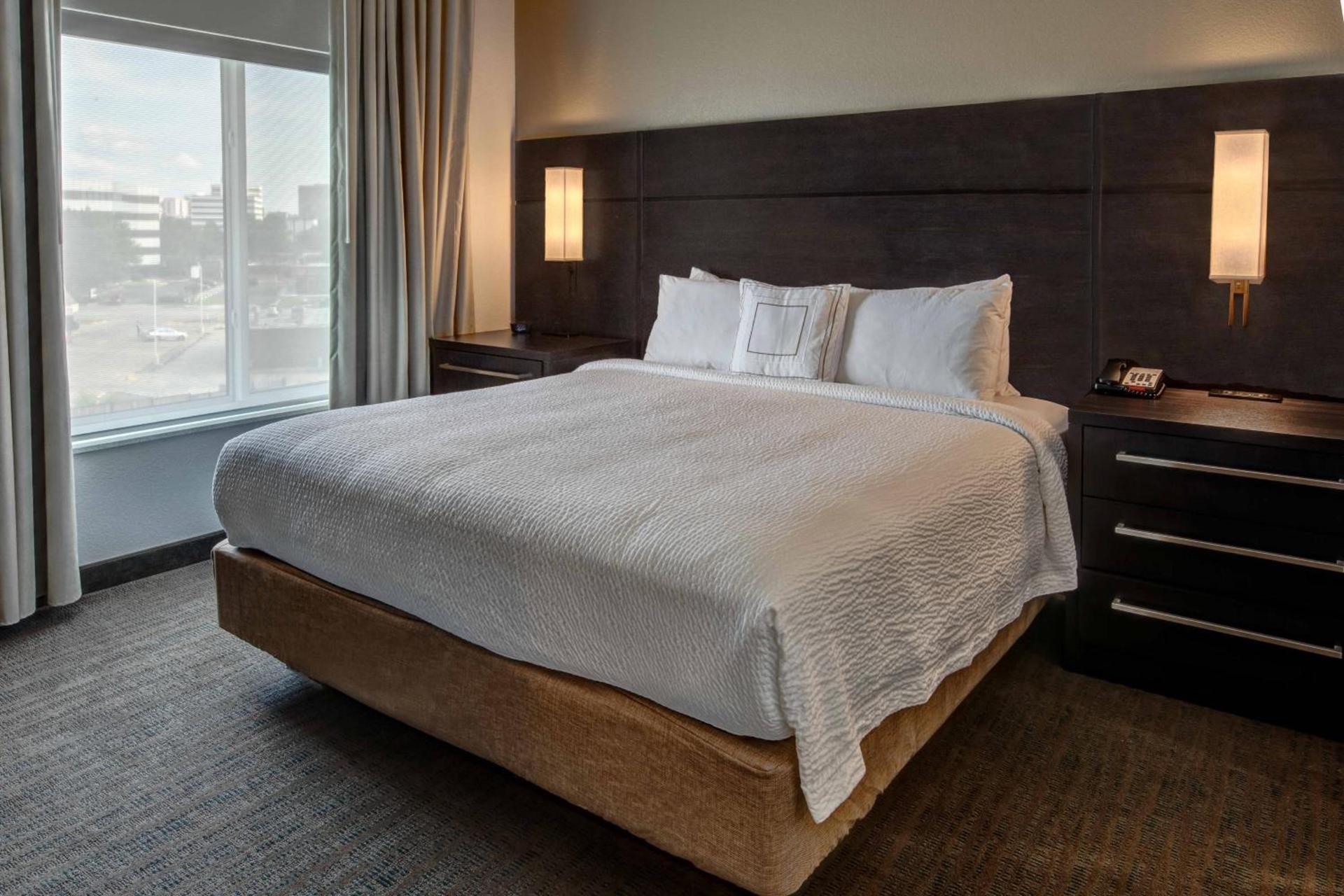 Residence Inn by Marriott Tulsa Midtown photo 8