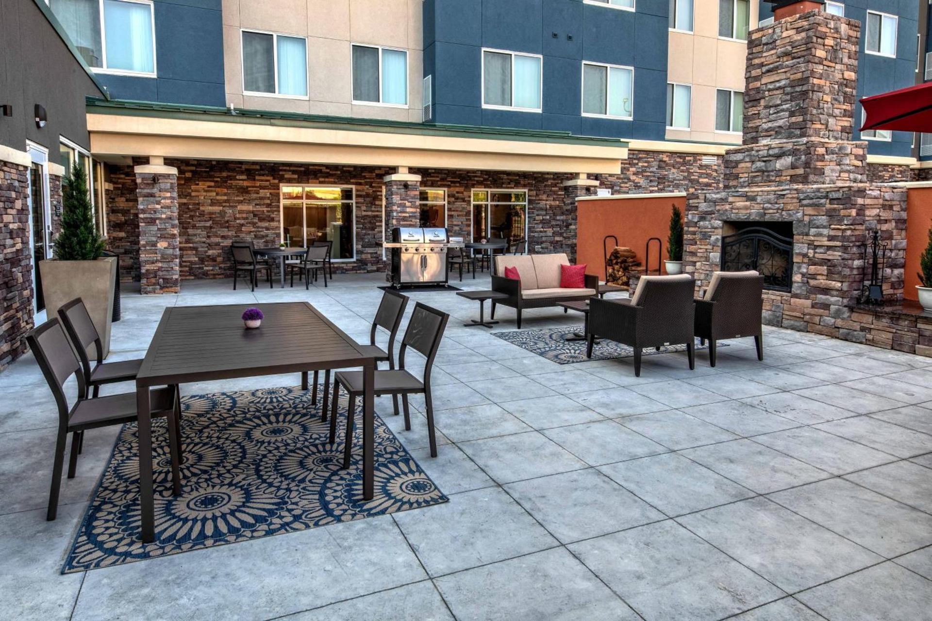 Residence Inn by Marriott Tulsa Midtown photo 7