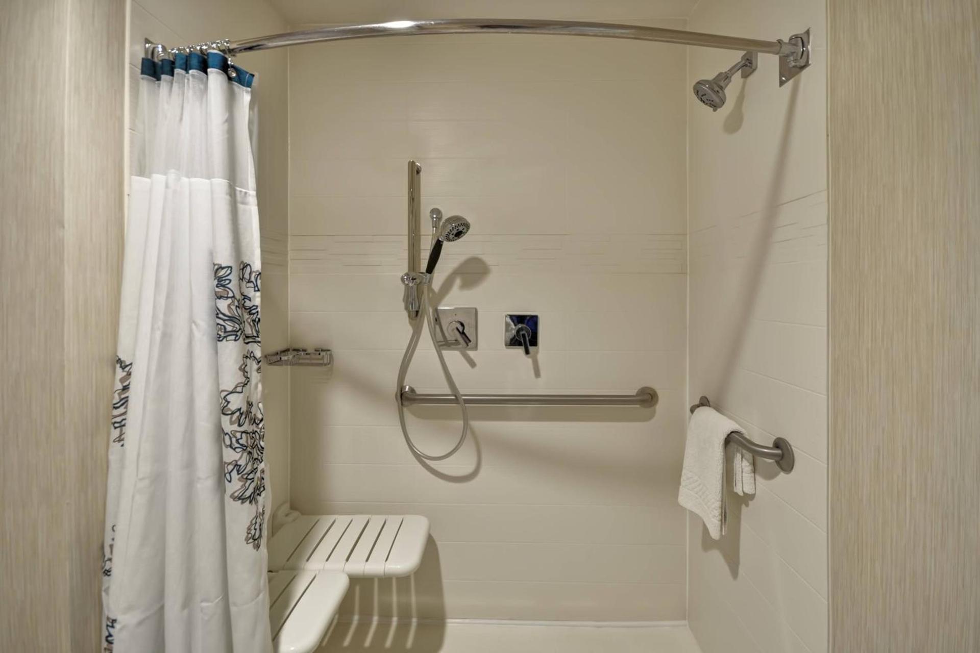 Residence Inn by Marriott Jacksonville Airport photo 15