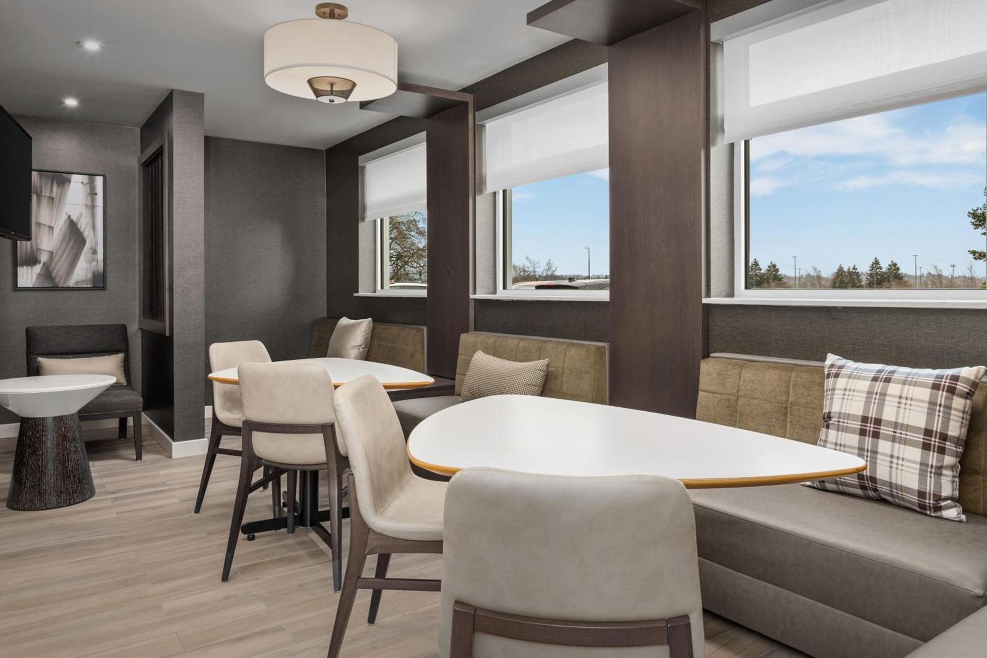 Residence Inn by Marriott Portland Clackamas photo 4