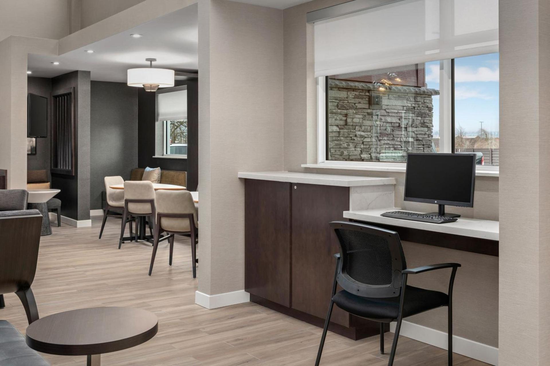 Residence Inn by Marriott Portland Clackamas photo 38
