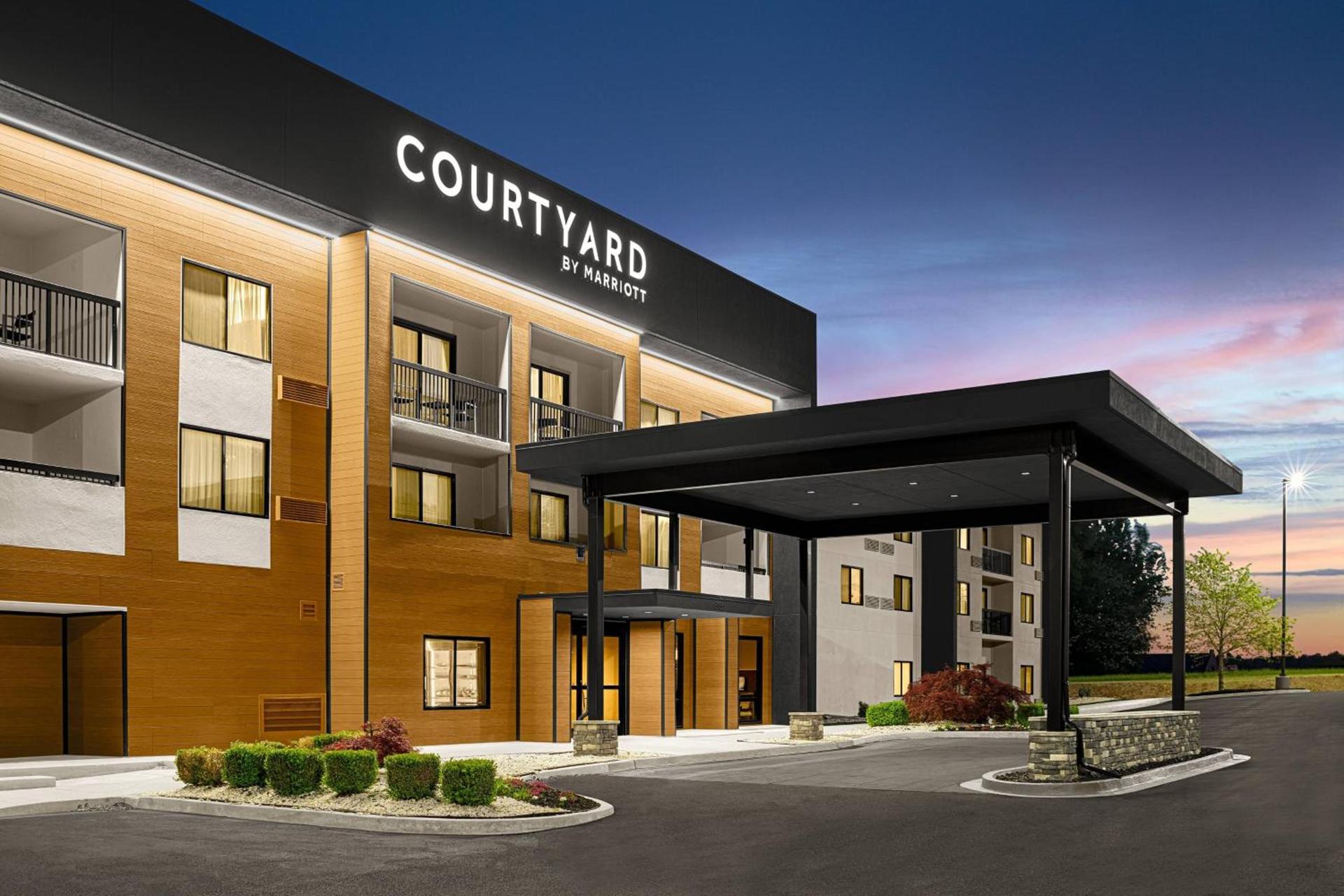 Courtyard Paducah West photo 1