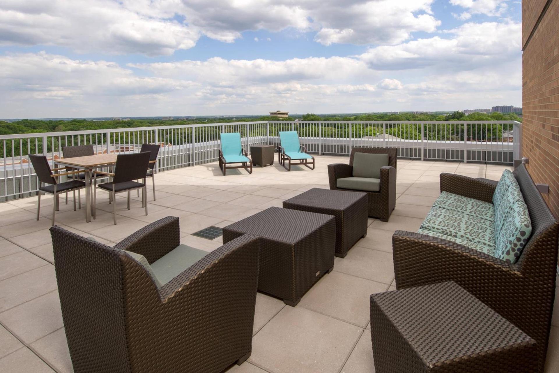Residence Inn by Marriott Arlington Ballston photo 16