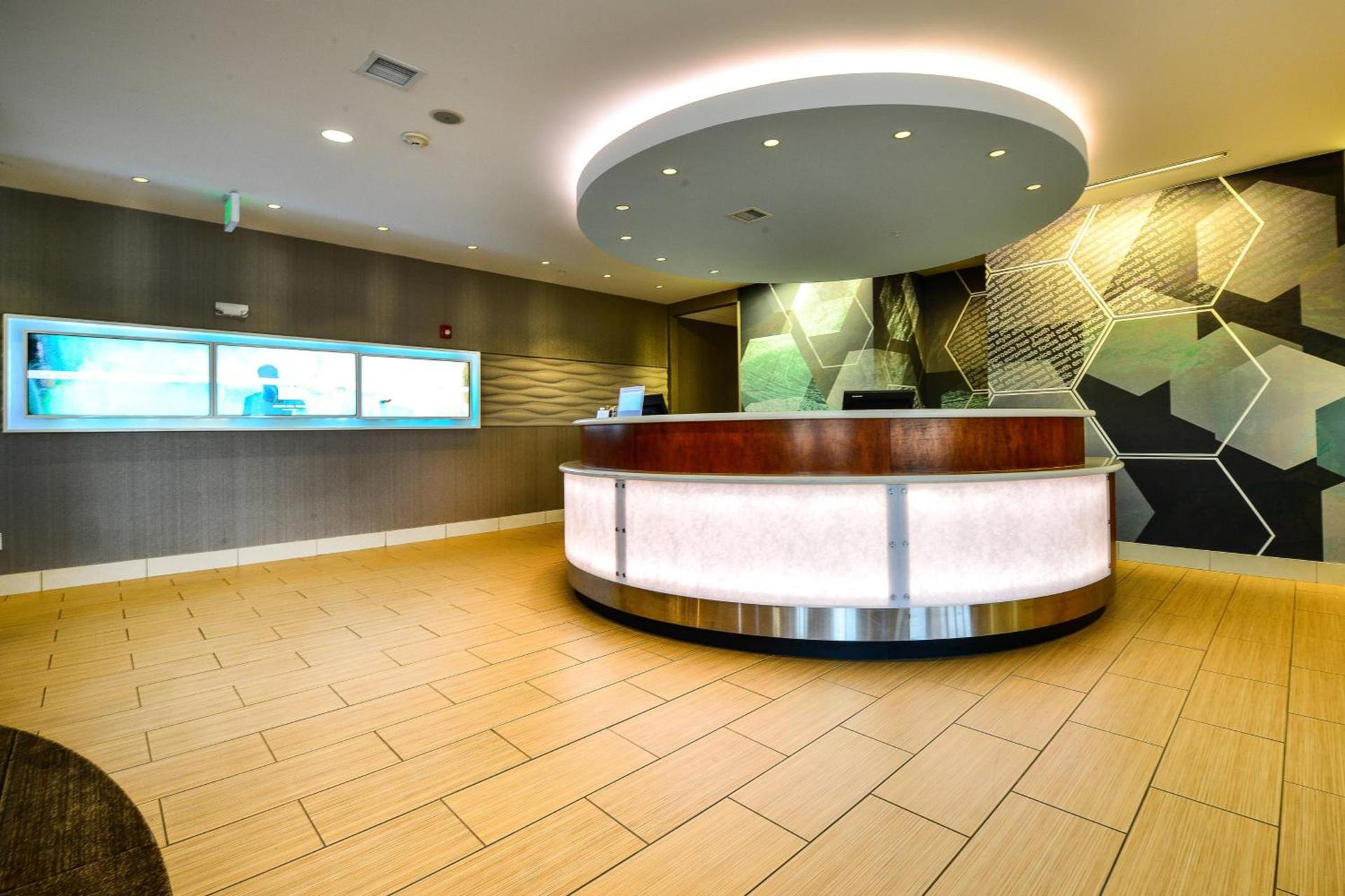 SpringHill Suites by Marriott Grand Forks photo 2