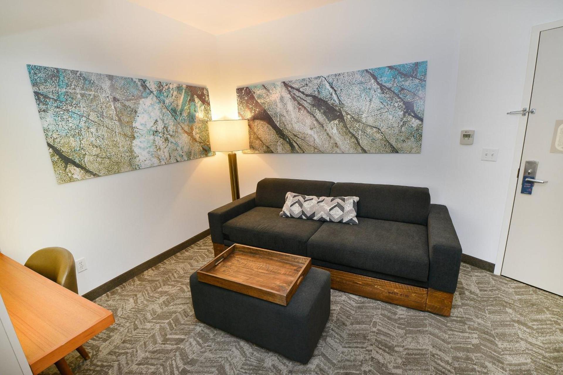 SpringHill Suites by Marriott Grand Forks photo 9