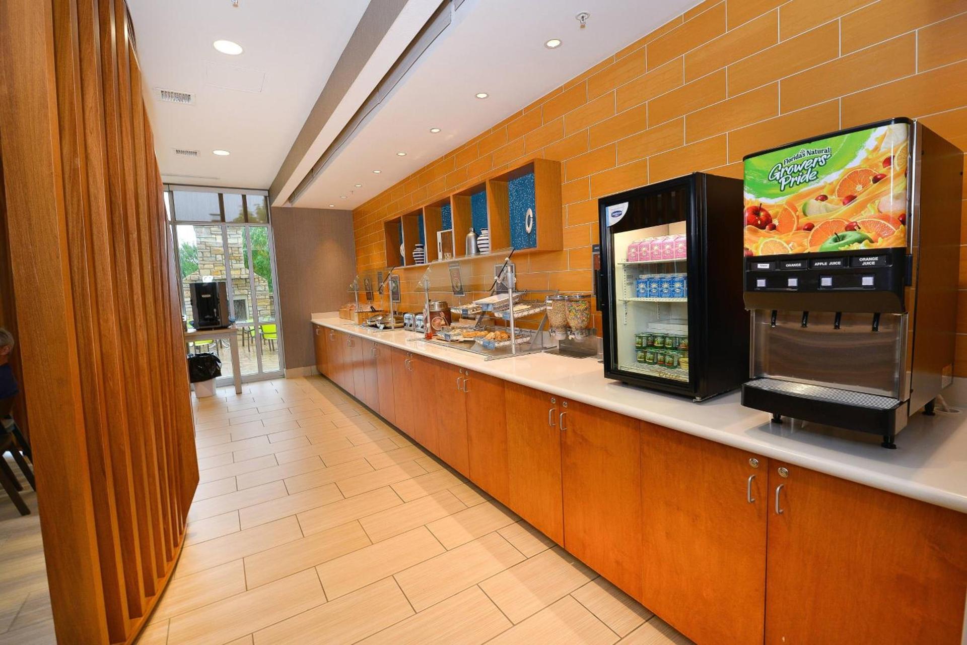 SpringHill Suites by Marriott Grand Forks photo 18