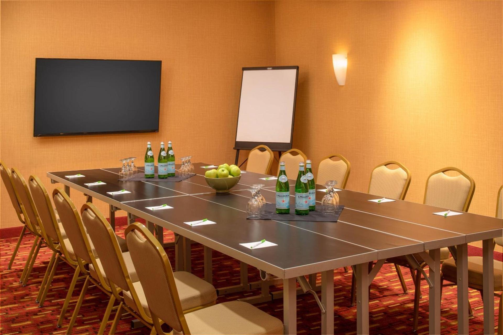 Courtyard by Marriott Sacramento Cal Expo photo 10