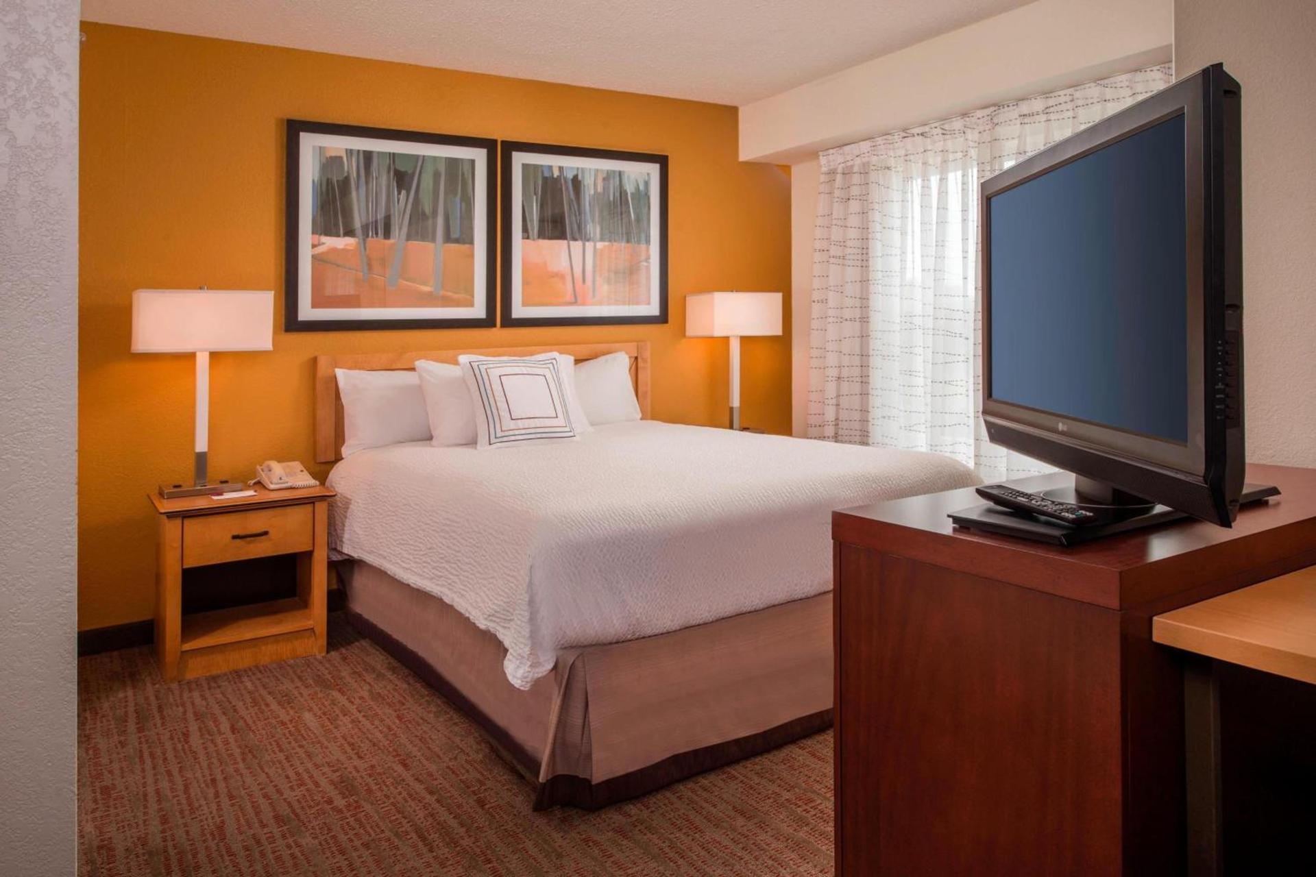 Residence Inn Frederick photo 9