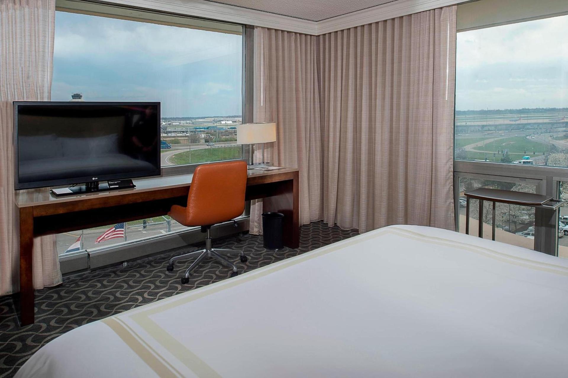 Marriott St. Louis Airport photo 11