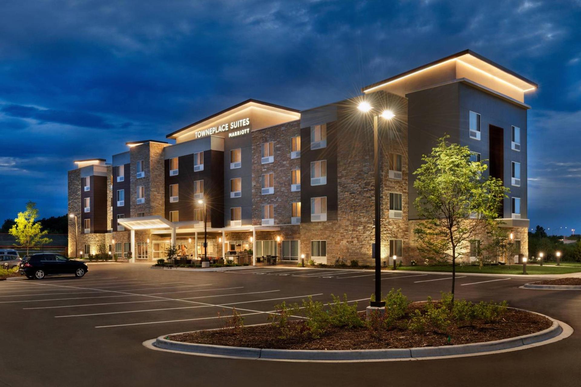 TownePlace Suites by Marriott Milwaukee Grafton photo 1