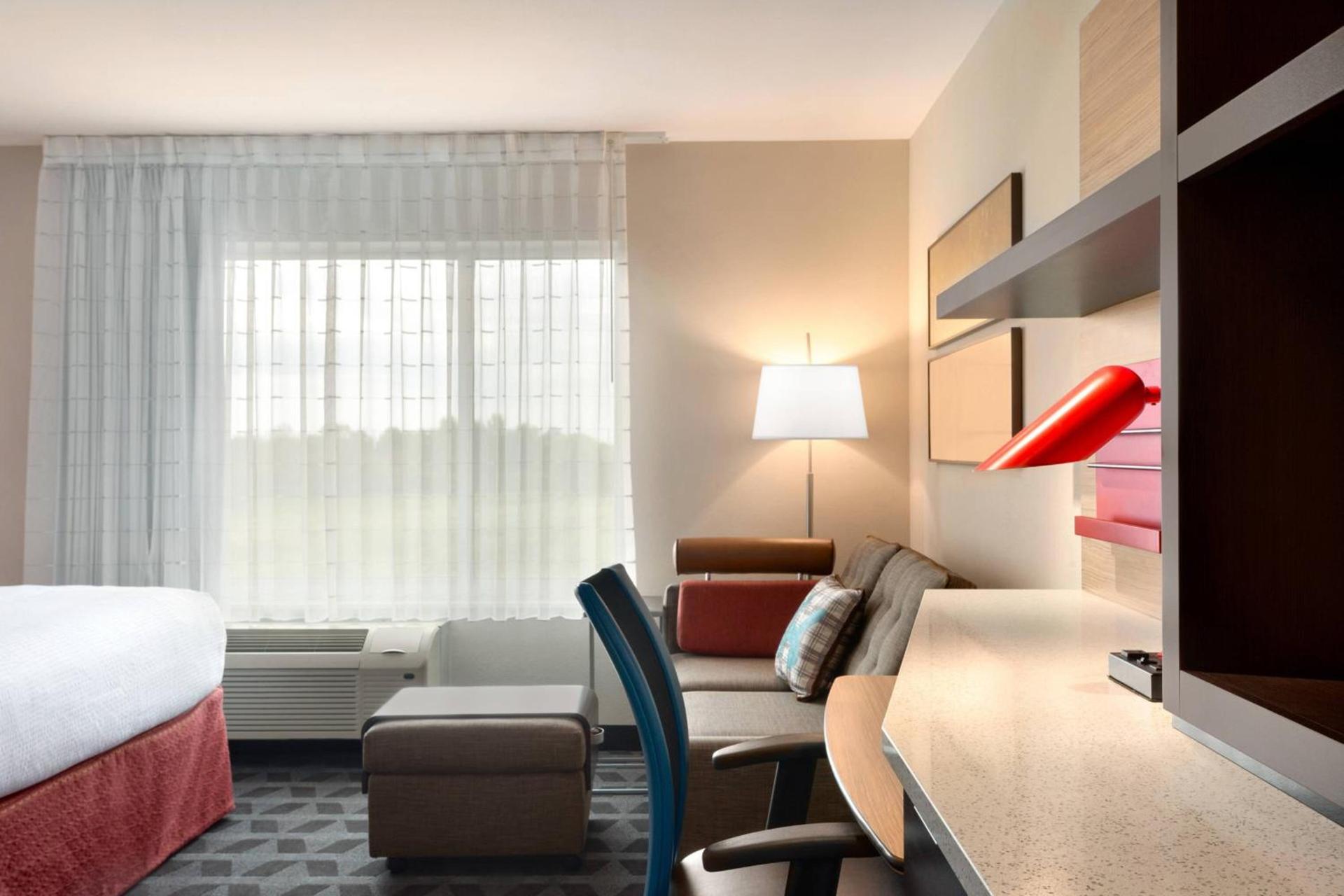 TownePlace Suites by Marriott Milwaukee Grafton photo 9