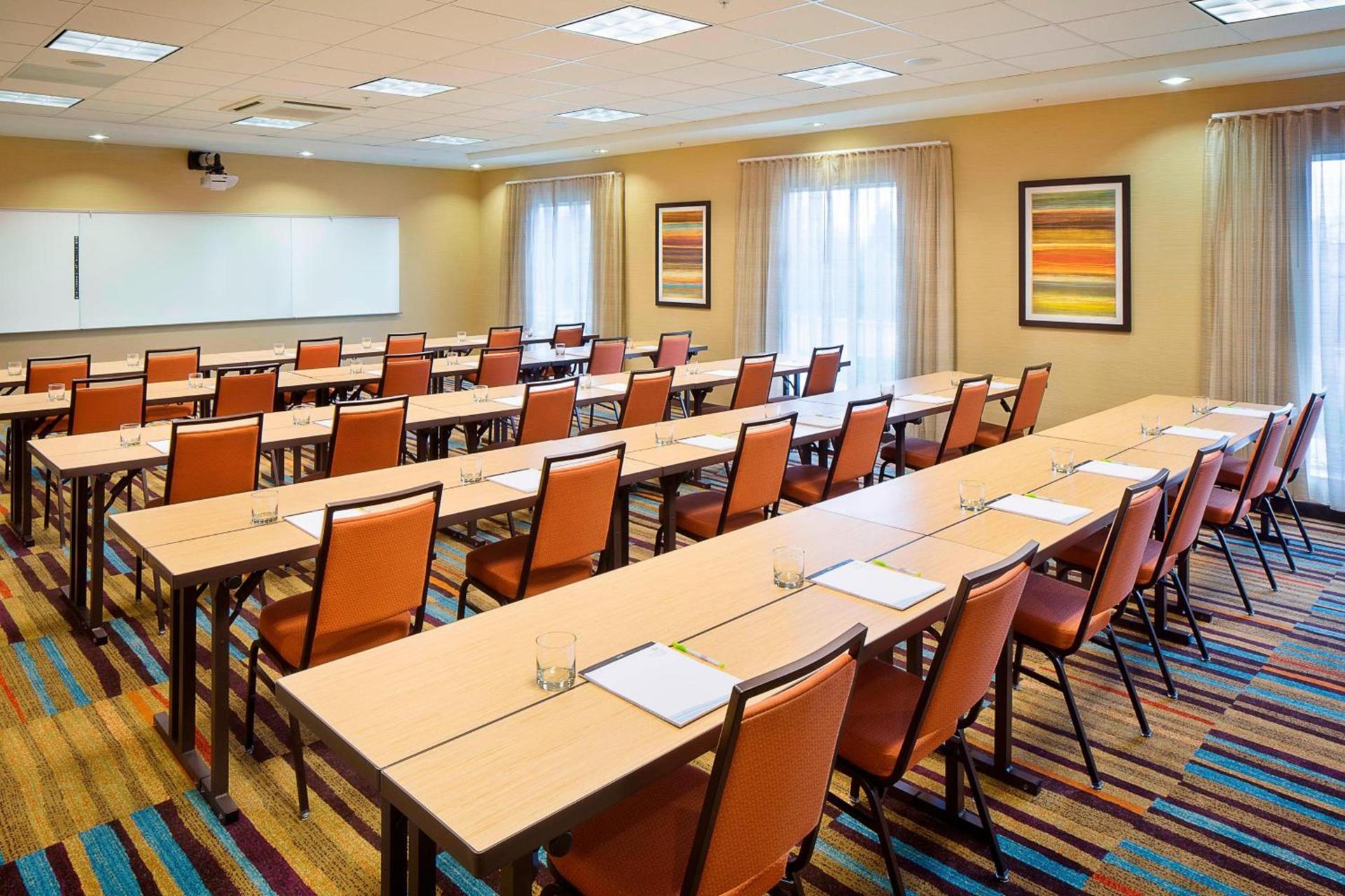 Fairfield Inn and Suites by Marriott Monaca photo 23