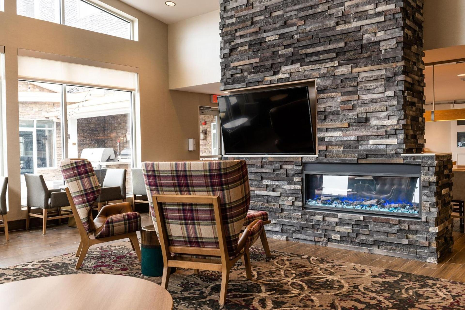 Residence Inn by Marriott Toledo West photo 10