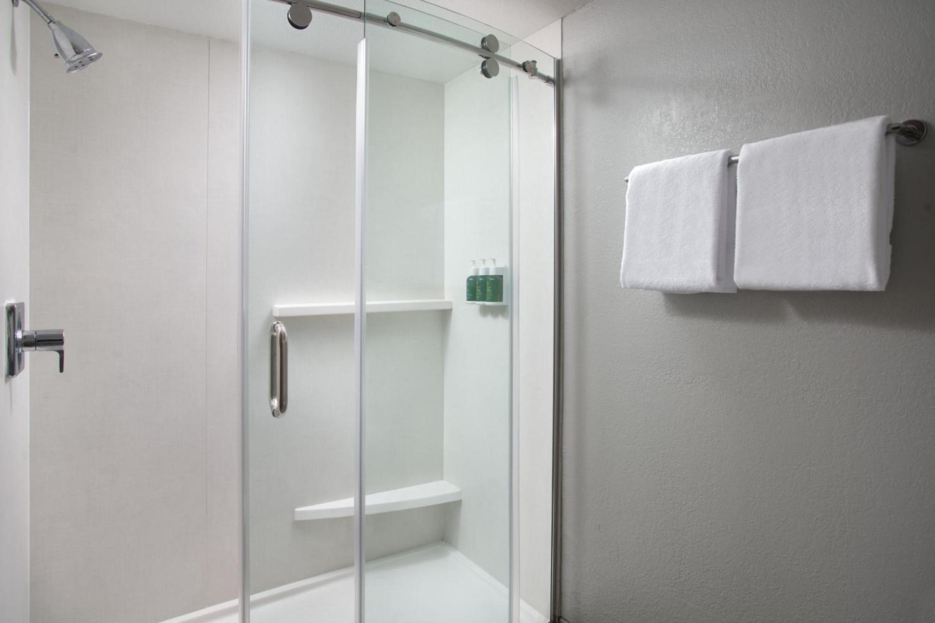 Courtyard by Marriott Myrtle Beach Broadway photo 10