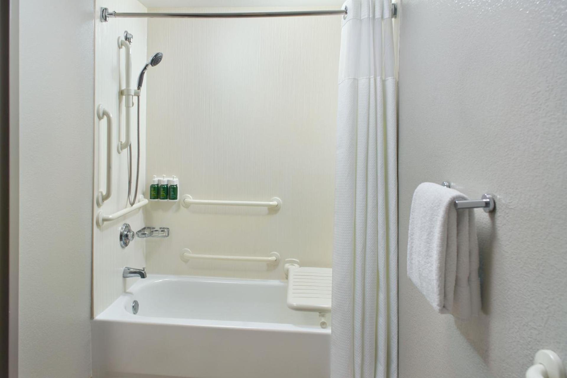 Courtyard by Marriott Myrtle Beach Broadway photo 11
