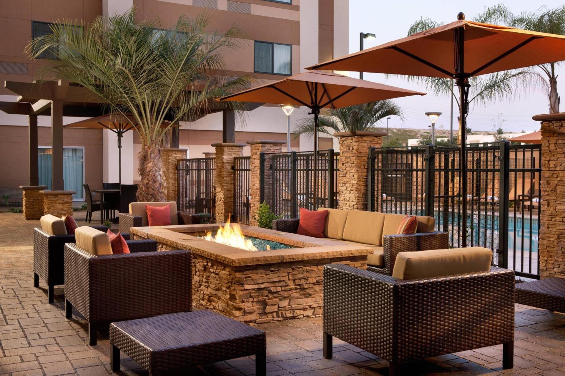 Courtyard by Marriott San Diego Oceanside photo 3