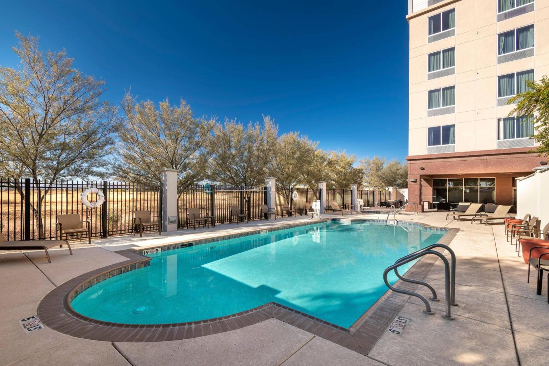 Courtyard Phoenix Chandler/Fashion Center photo 32
