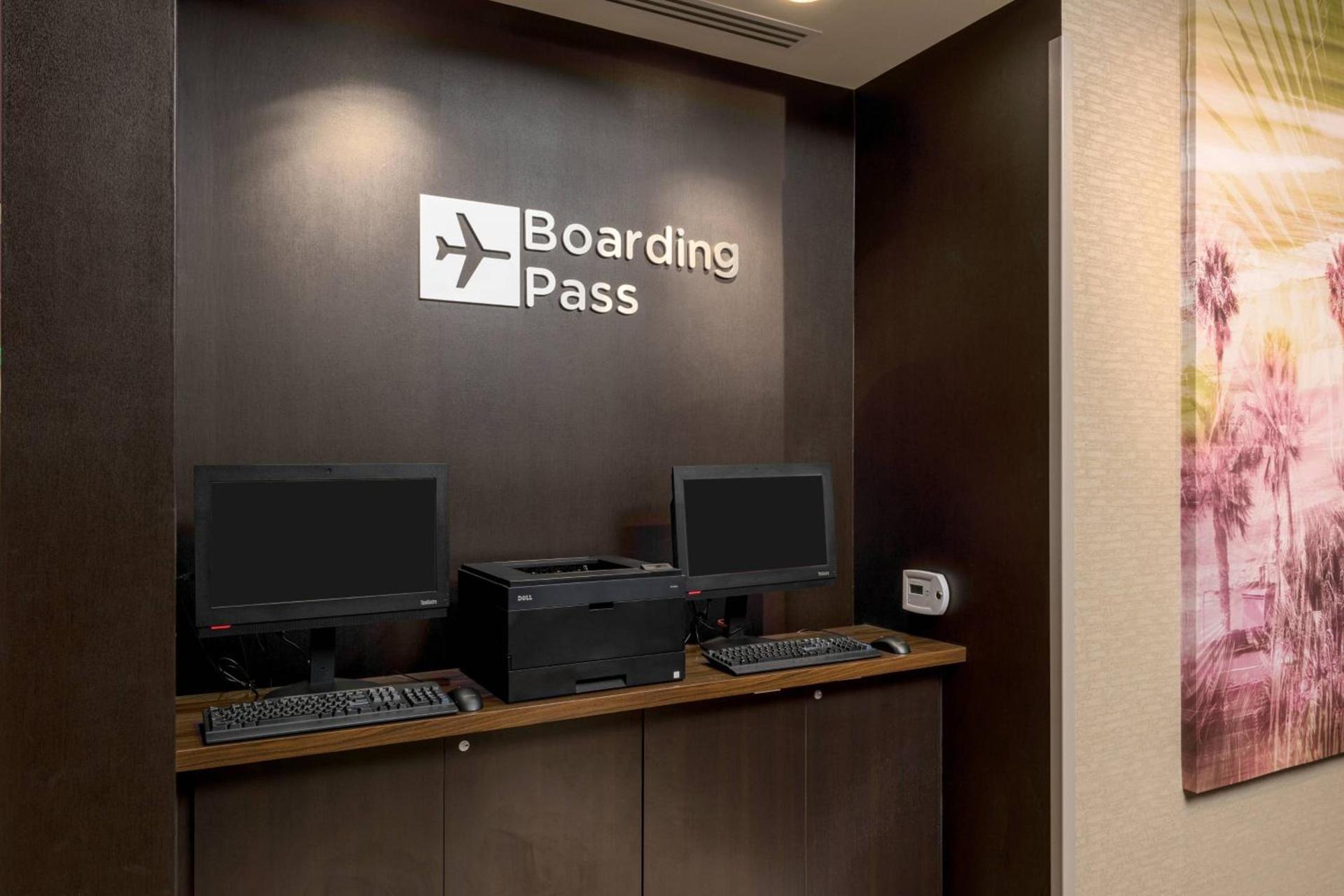 Courtyard by Marriott San Diego Oceanside photo 13