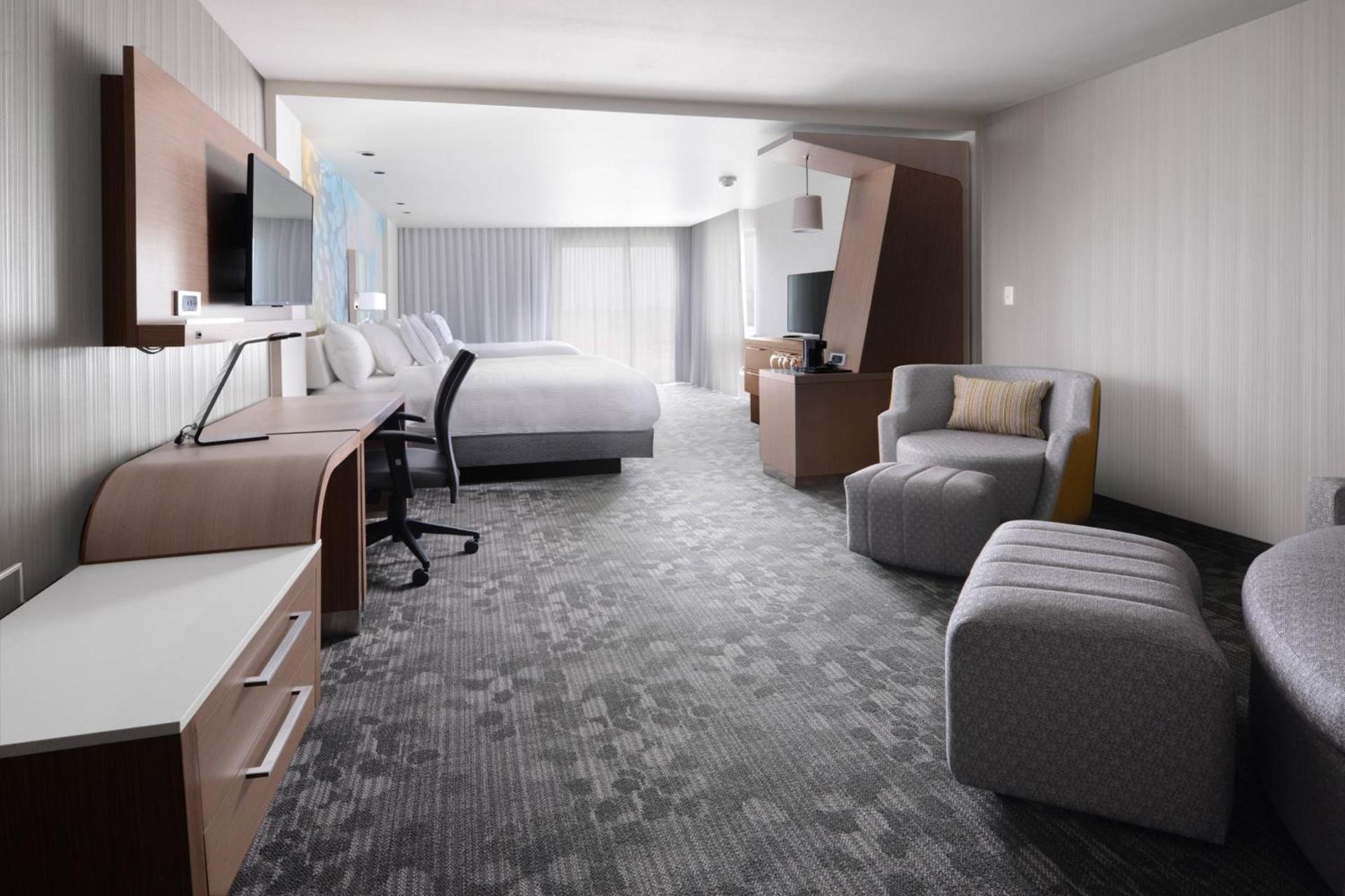 Courtyard by Marriott Dallas Plano/The Colony photo 6