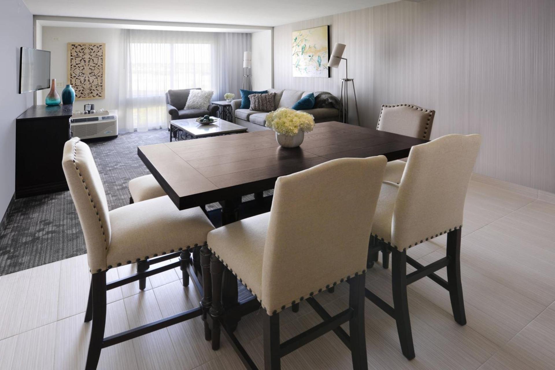 Courtyard by Marriott Dallas Plano/The Colony photo 12