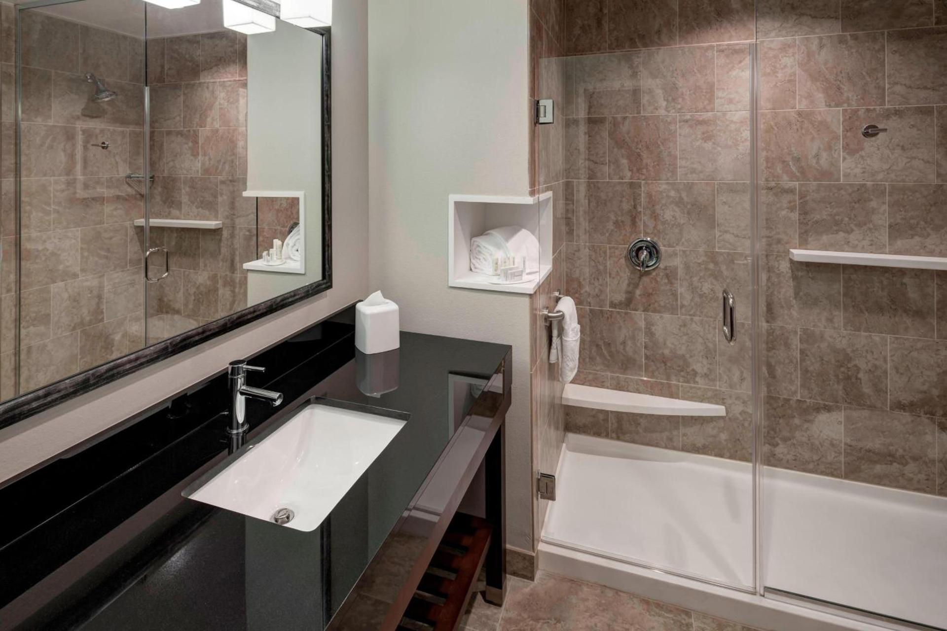 Courtyard by Marriott Dallas Plano/Richardson photo 13