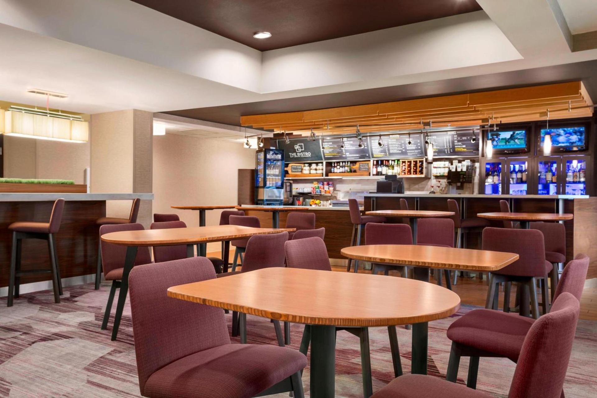 Courtyard by Marriott Springfield photo 30