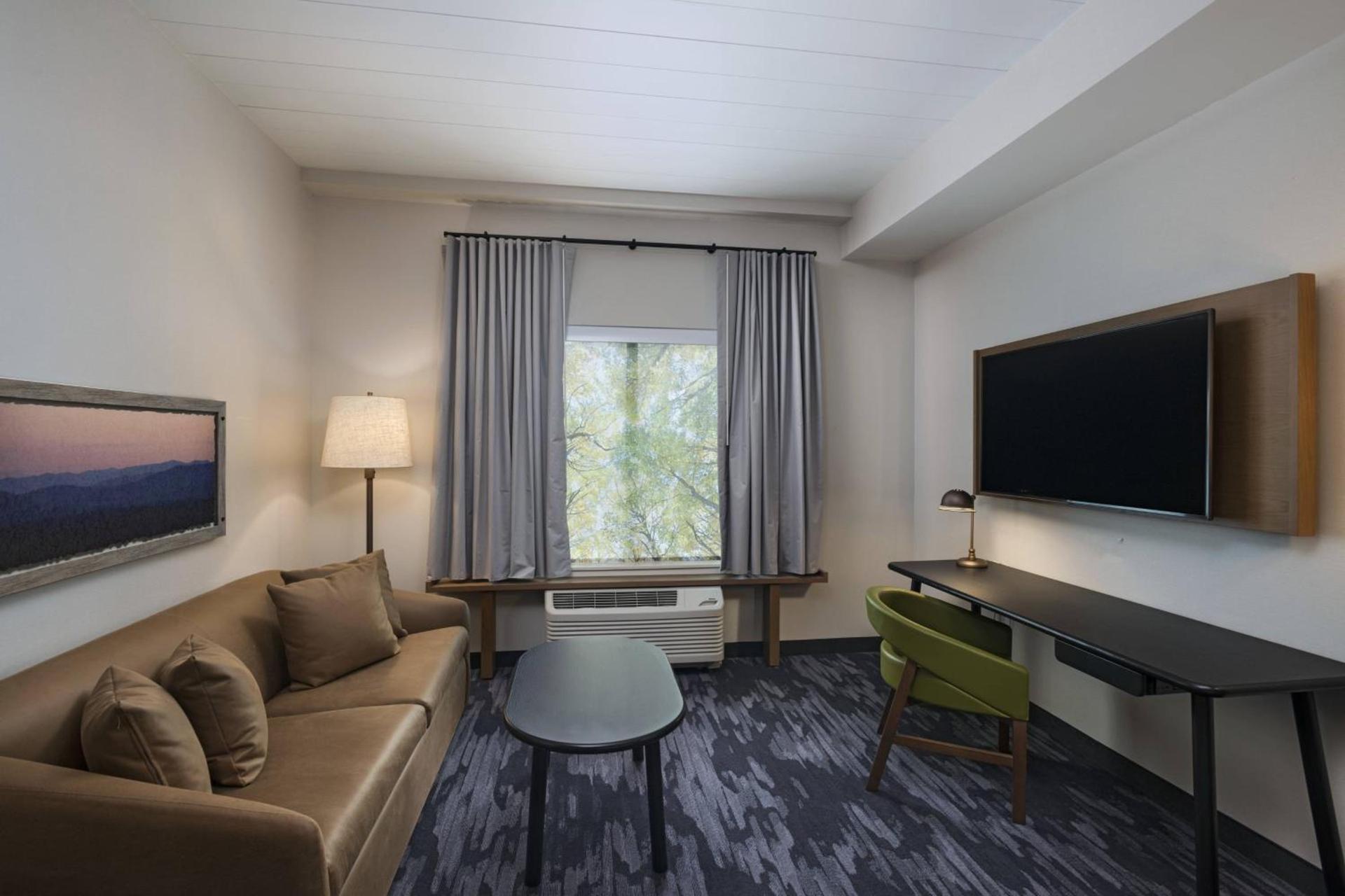 Fairfield Inn and Suites by Marriott St Louis Downtown photo 13