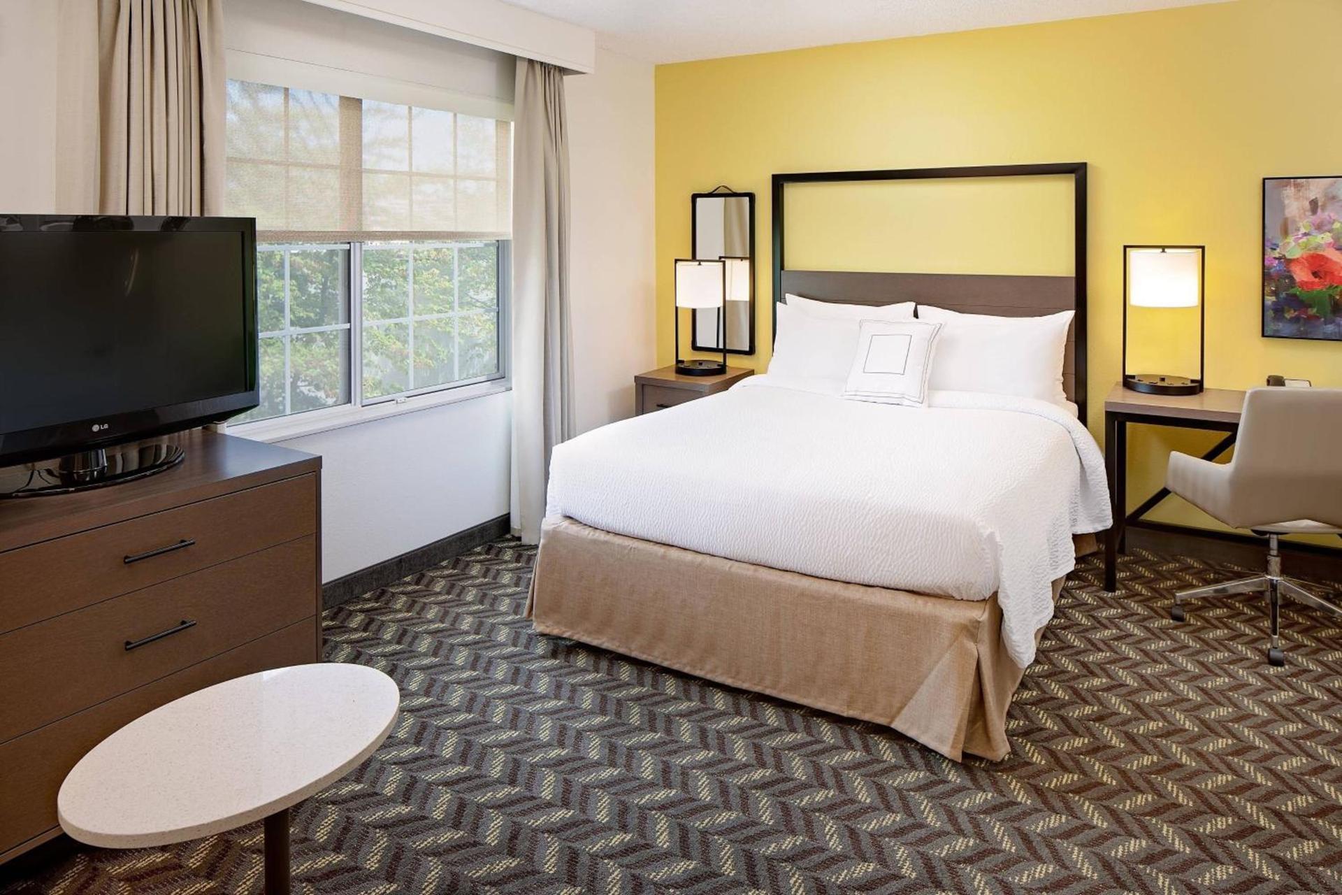 Residence Inn by Marriott Tysons photo 3