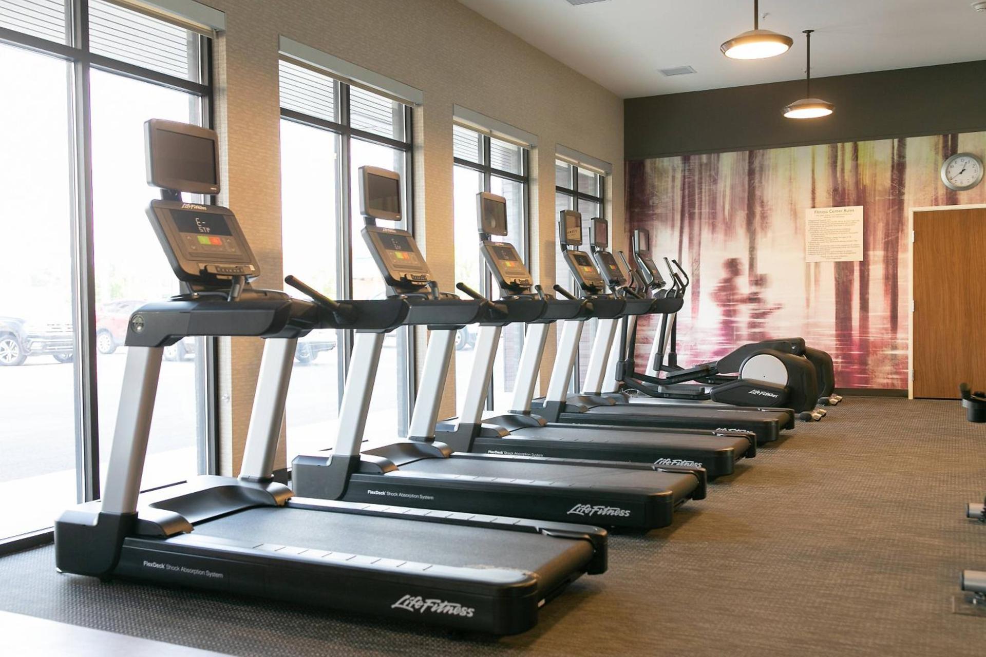 Courtyard by Marriott Elkhart photo 21