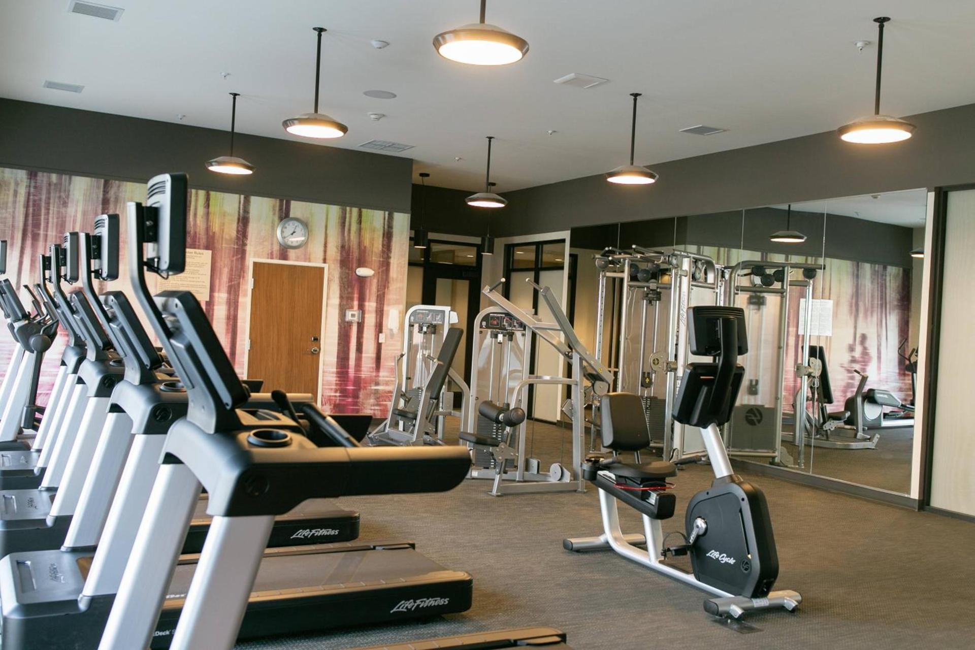 Courtyard by Marriott Elkhart photo 13