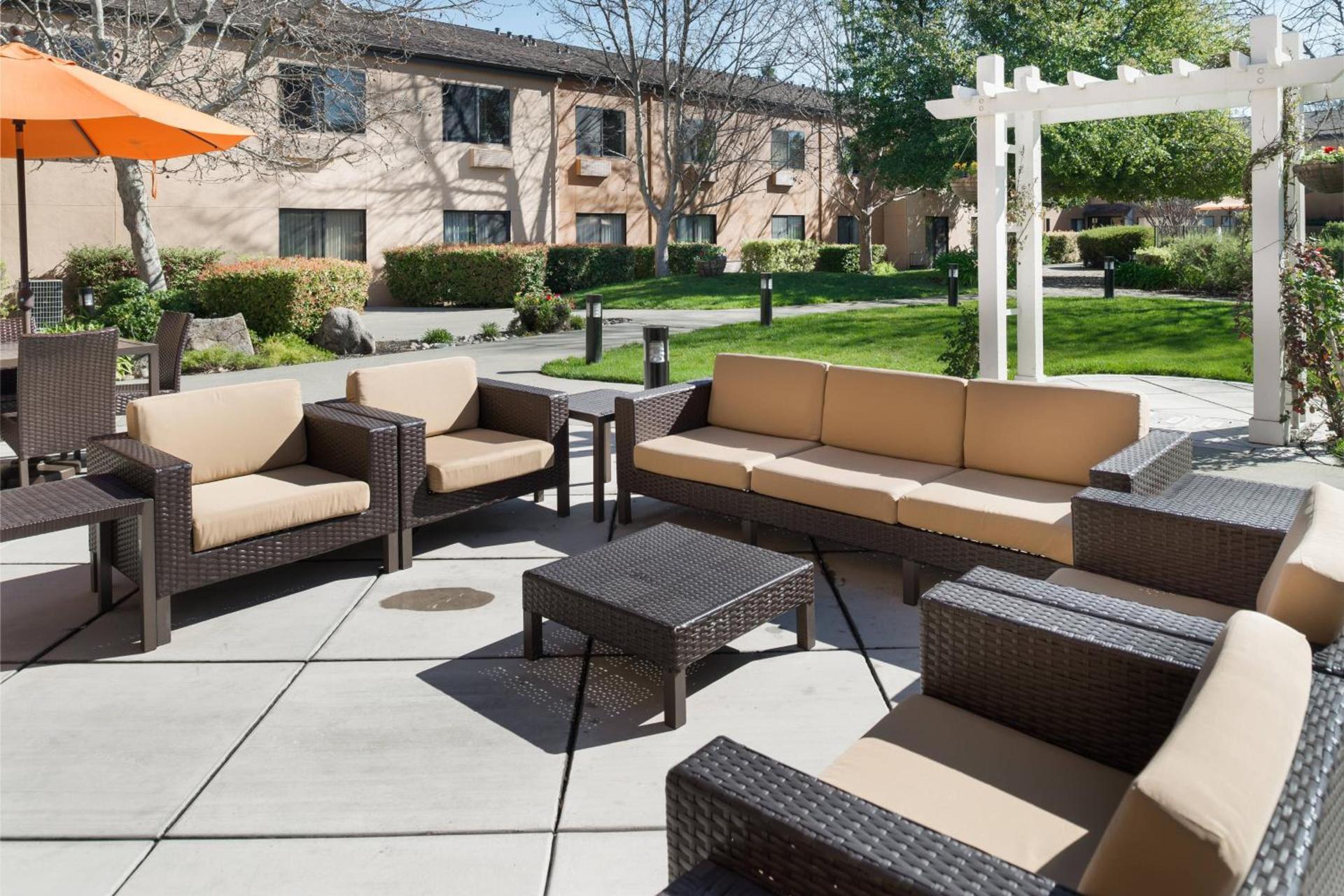 Courtyard by Marriott Vacaville photo 6