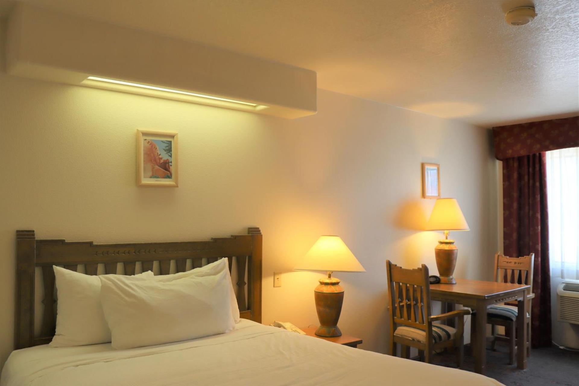 Sagebrush Inn & Suites photo 16